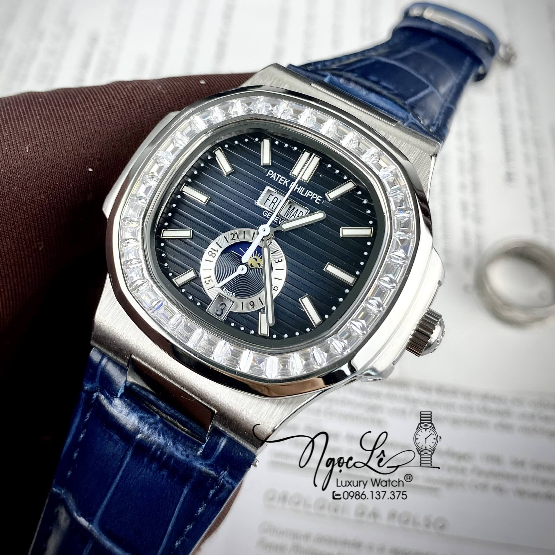 Đồng Hồ Nam Patek Philippe Nautilus Tự Động Dây Da Xanh Mặt Xanh Đính Đá Silver Size 40mm