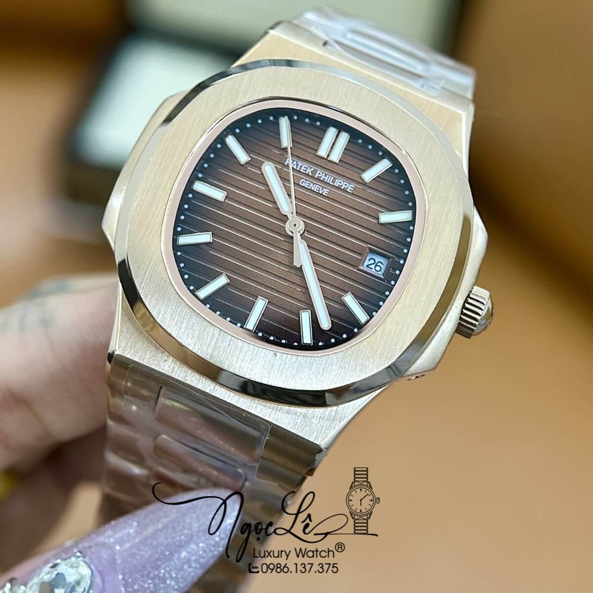 Đồng Hồ Nam Patek Philippe Nautilus Tự Động Dây Kim Loại Rose Mặt Nâu Size 40mm