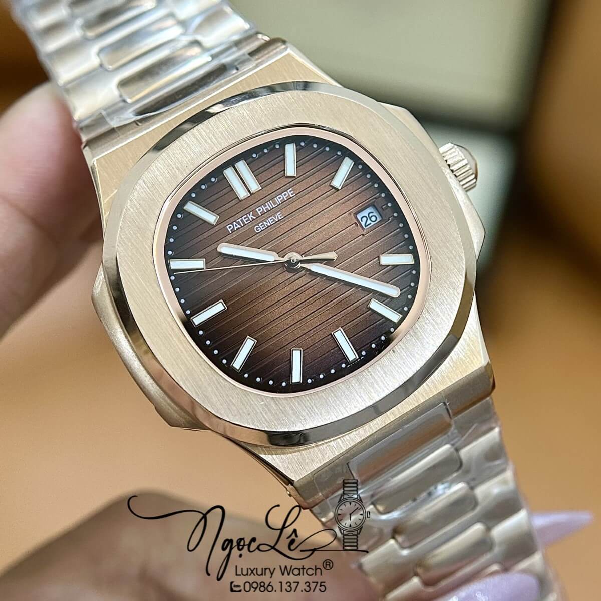 Đồng Hồ Nam Patek Philippe Nautilus Tự Động Dây Kim Loại Rose Mặt Nâu Size 40mm