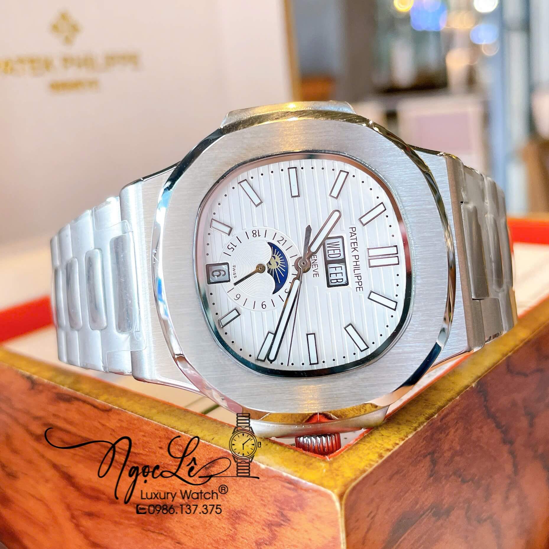 Đồng Hồ Nam Patek Philippe Nautilus Tự Động Dây Kim Loại Silver Mặt Trắng Size 40mm