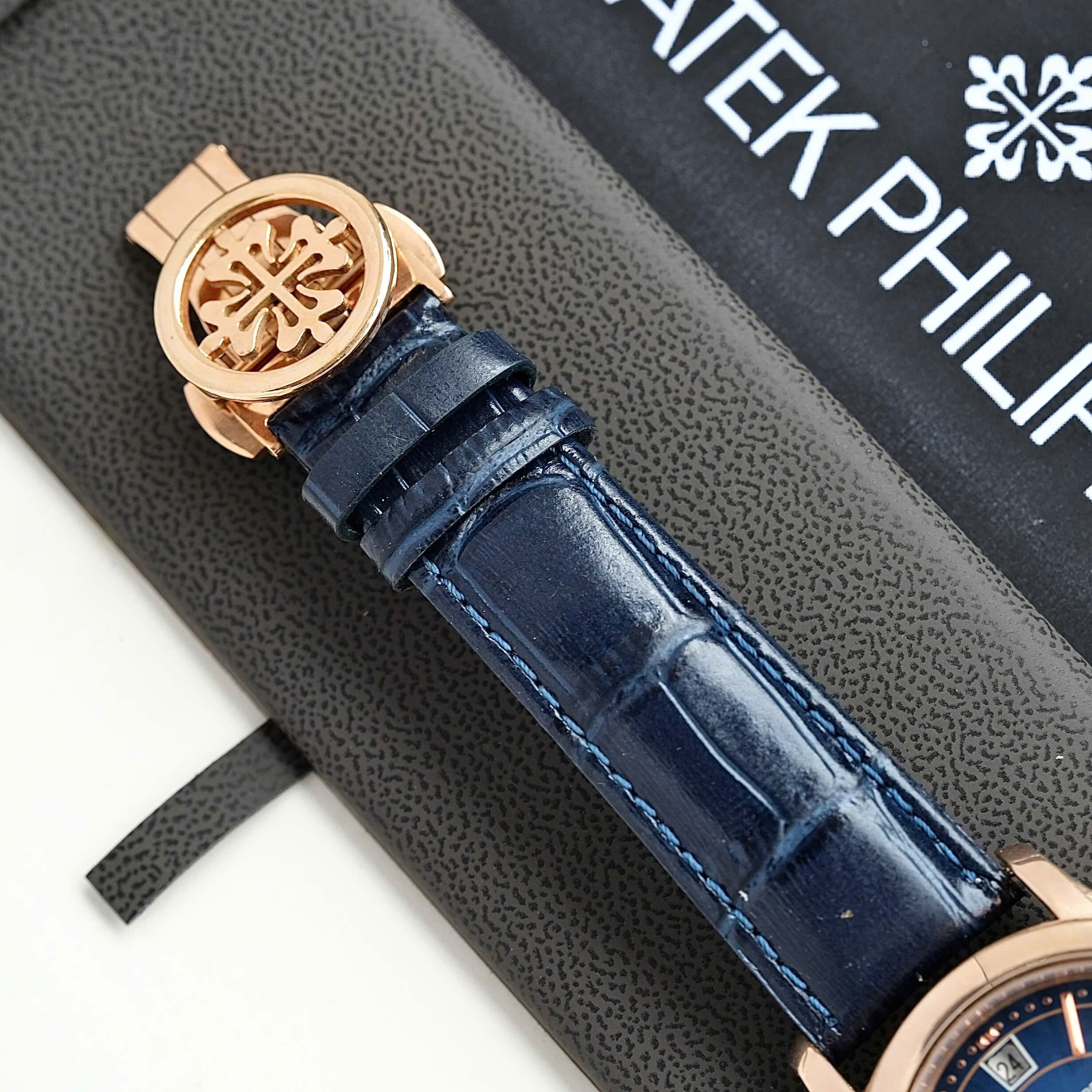 Đồng Hồ Nam Patek Philippe Tự Động Dây Da Xanh Mặt Xanh Size 40mm - Vỏ Rose Gold