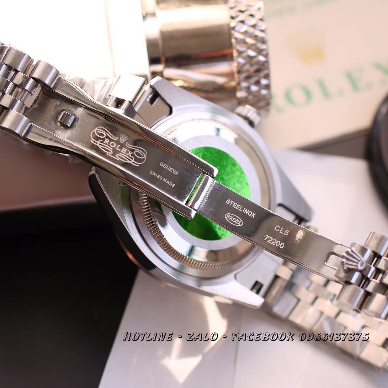 Đồng Hồ Rolex Quartz Siêu Cấp Bạc Mặt Trắng Chải Tia