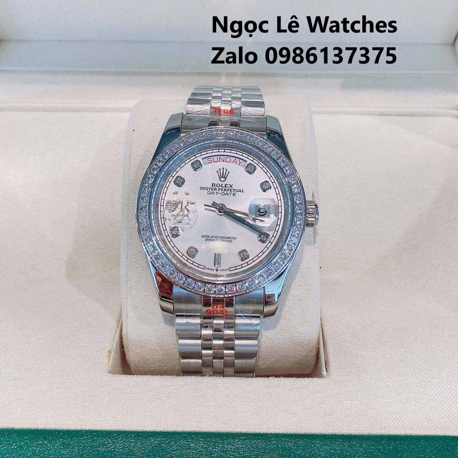 Đồng Hồ Nam Rolex Day-Date Tự Động Dây Kim Loại Silver Mặt Trắng Size 41mm Viền Đính Đá