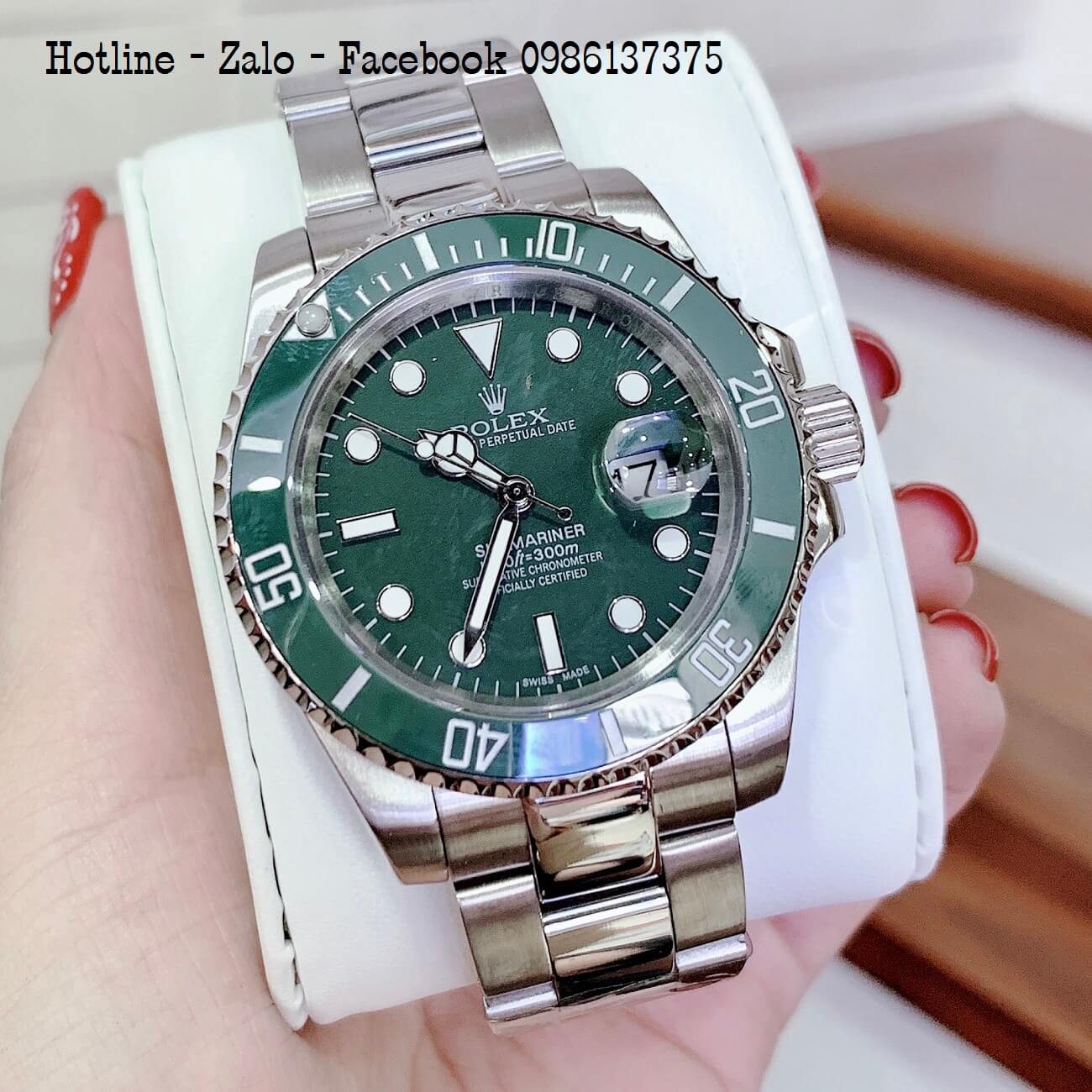 Đồng Hồ Nam Rolex Oyster Perpetual Date Quartz Bạc Mặt Xanh Đất 41mm