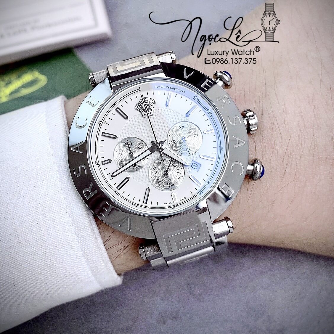 Đồng Hồ Nam Versace Reve Chrono Luminous Dây Kim Loại Bạc Mặt Trắng Size 46mm
