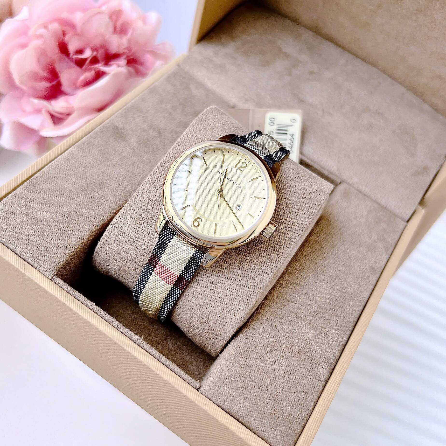 Đồng Hồ Nữ Burberry BU10104 Máy Thụy Sĩ Size 32mm - Dây Da Caro Vỏ Vàng