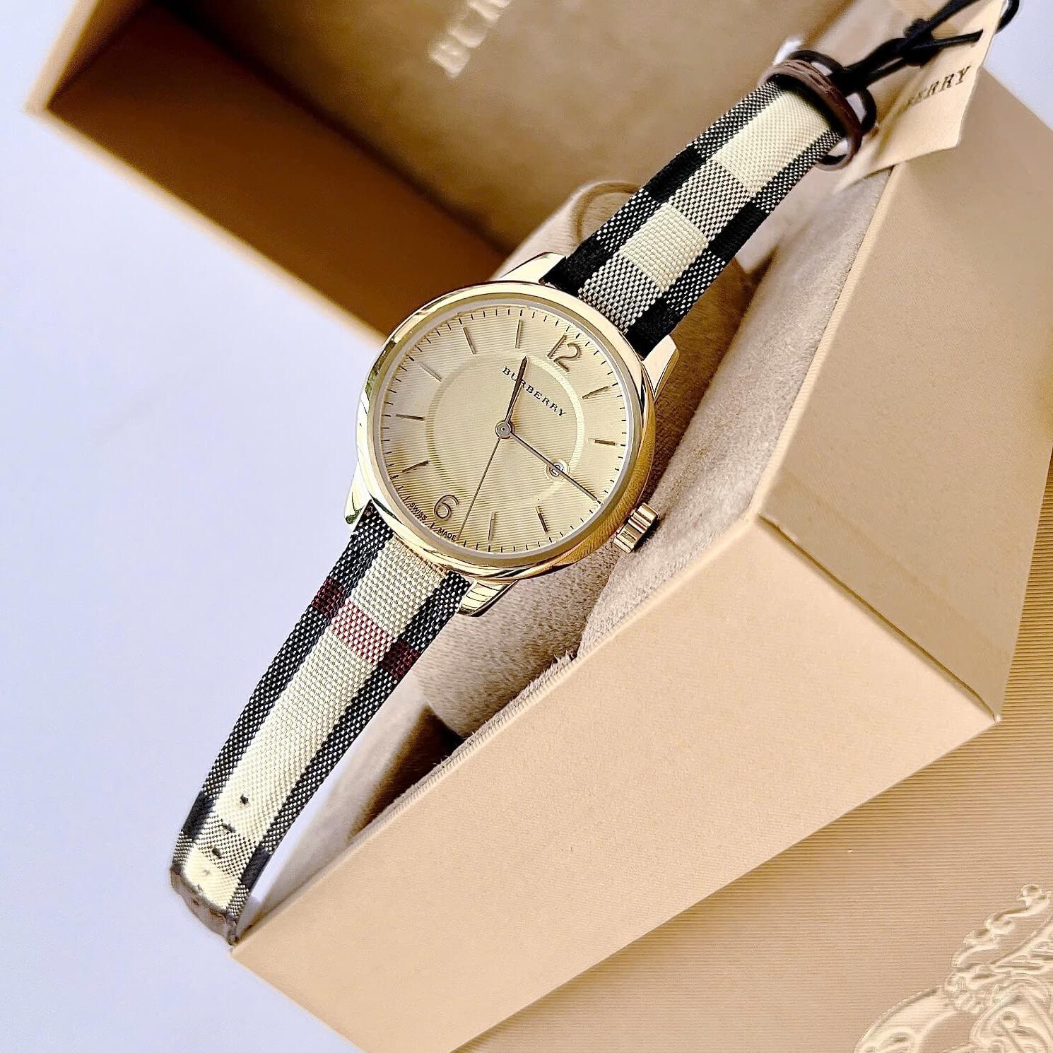Đồng Hồ Nữ Burberry BU10104 Máy Thụy Sĩ Size 32mm - Dây Da Caro Vỏ Vàng
