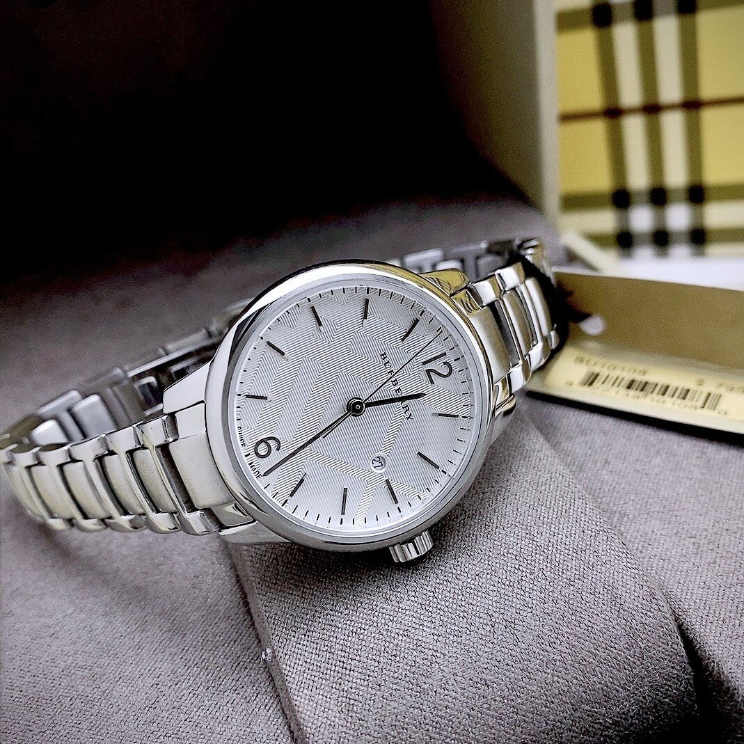 Đồng Hồ Nữ Burberry BU10108 Máy Thụy Sĩ Size 32mm - Dây Silver Mặt Trắng