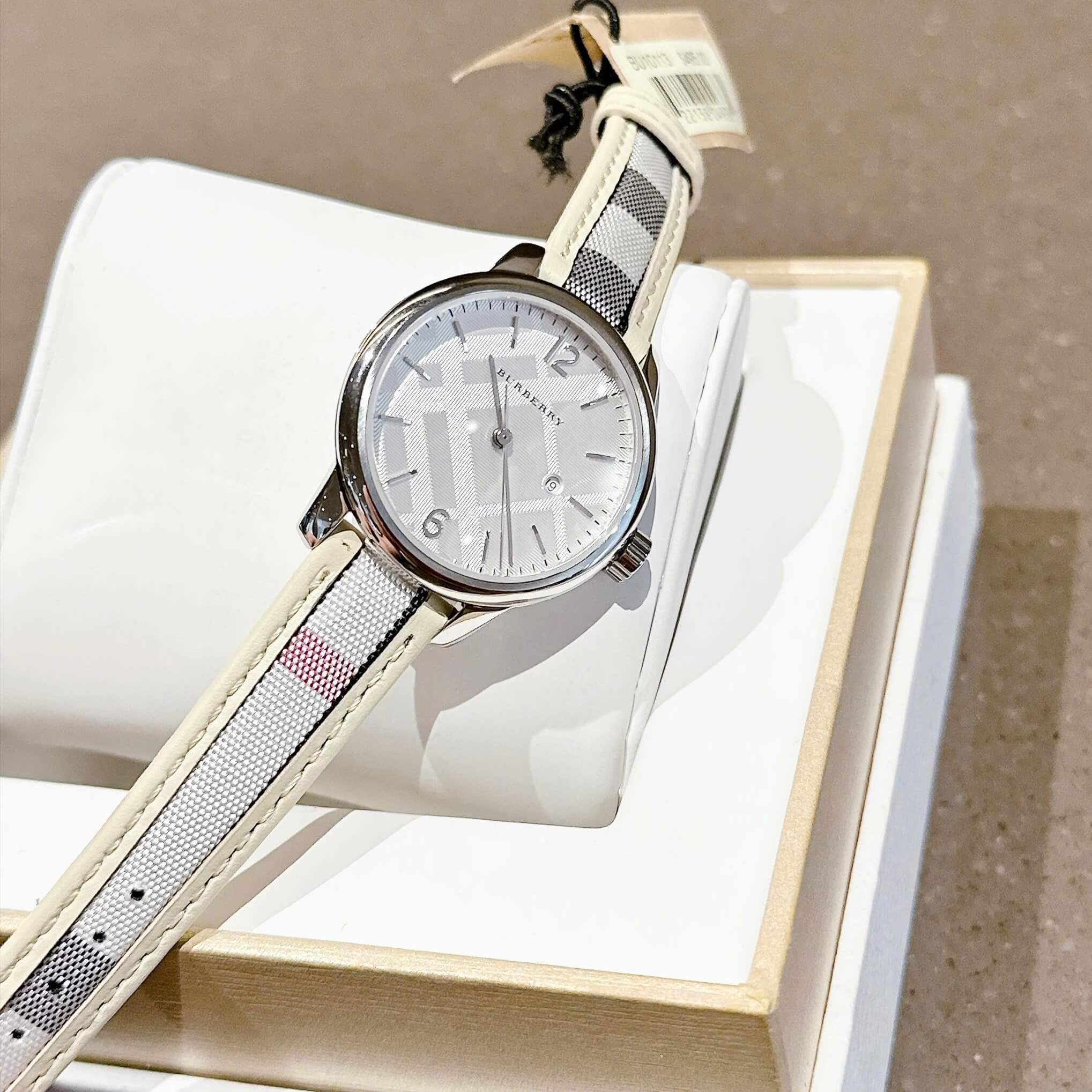 Đồng Hồ Nữ Burberry BU10113 Máy Thụy Sĩ Quartz Size 32mm Dây Da Caro Sọc Trắng Vỏ Silver