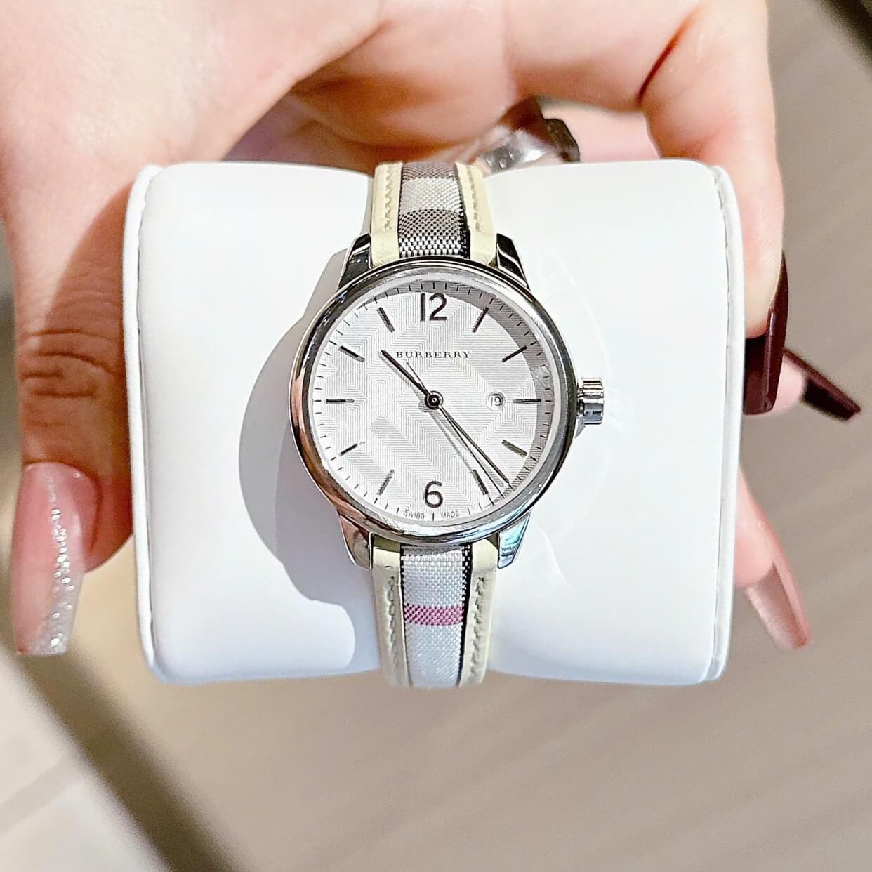 Đồng Hồ Nữ Burberry BU10113 Máy Thụy Sĩ Quartz Size 32mm Dây Da Caro Sọc Trắng Vỏ Silver
