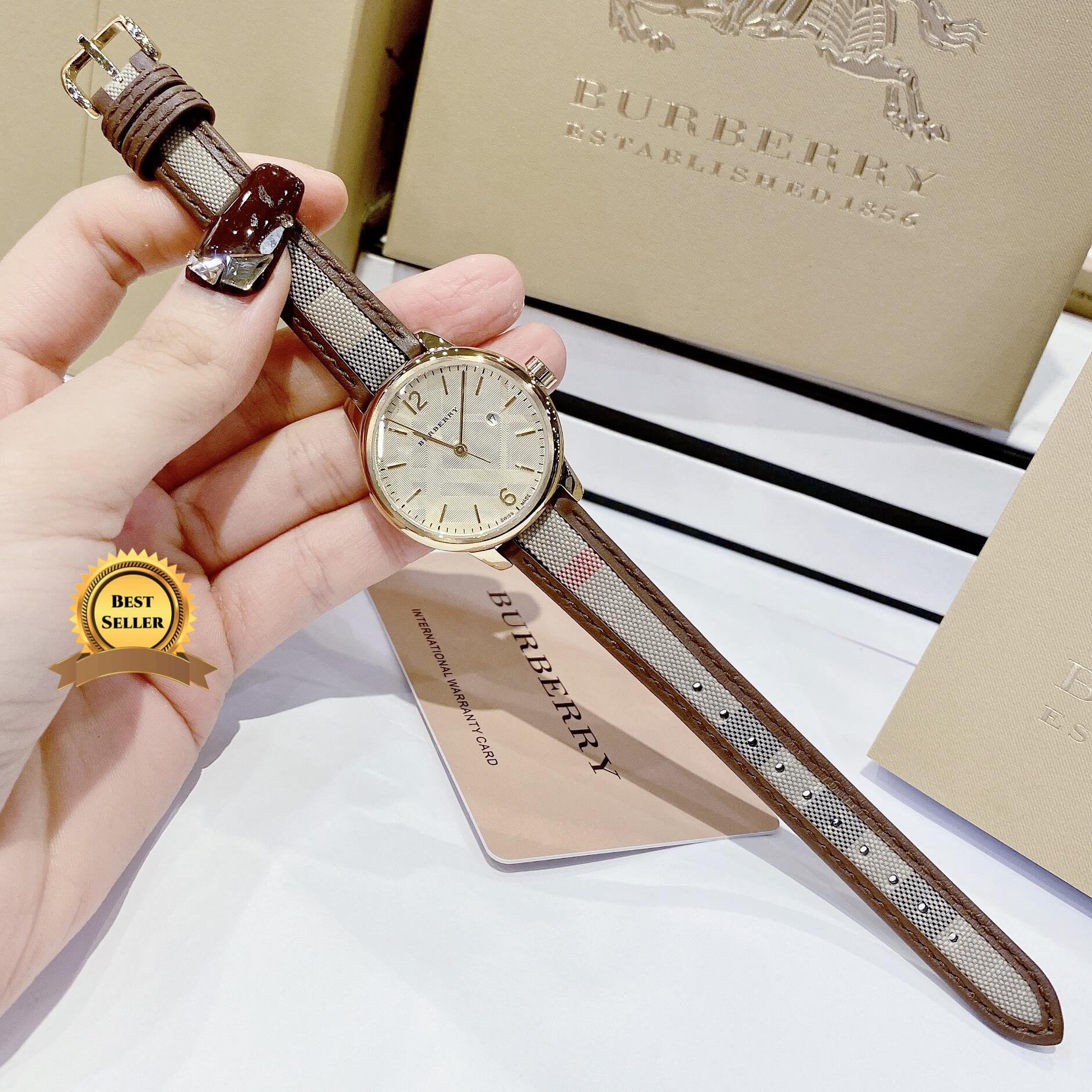 Đồng Hồ Nữ Burberry BU10114 Máy Thụy Sĩ Size 32mm - Dây Da Caro Viền Nâu Vỏ Vàng