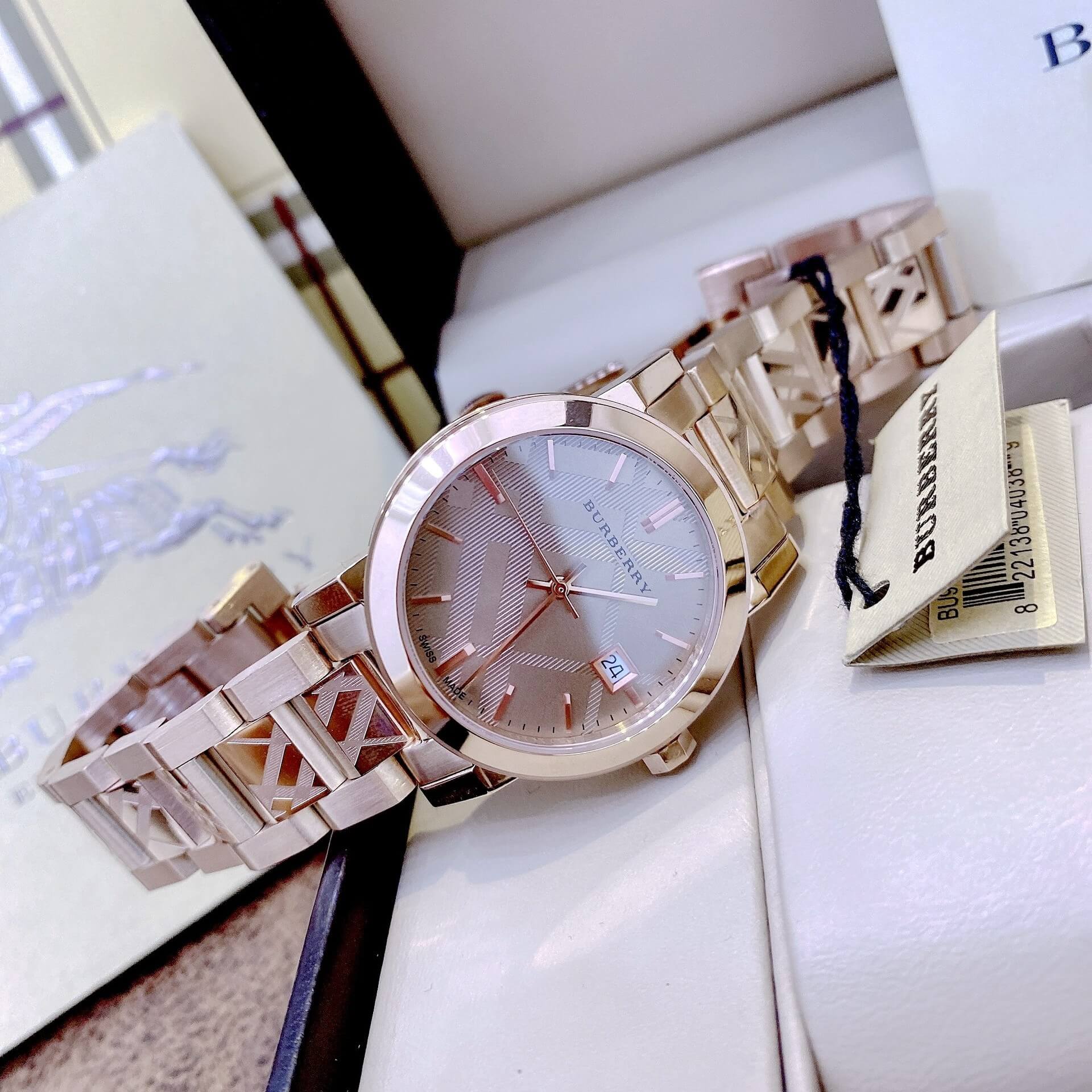 Đồng Hồ Nữ Burberry BU9146 Dây Kim Loại Vàng Hồng Máy Thụy Sĩ - Size 34mm (Rose Gold)