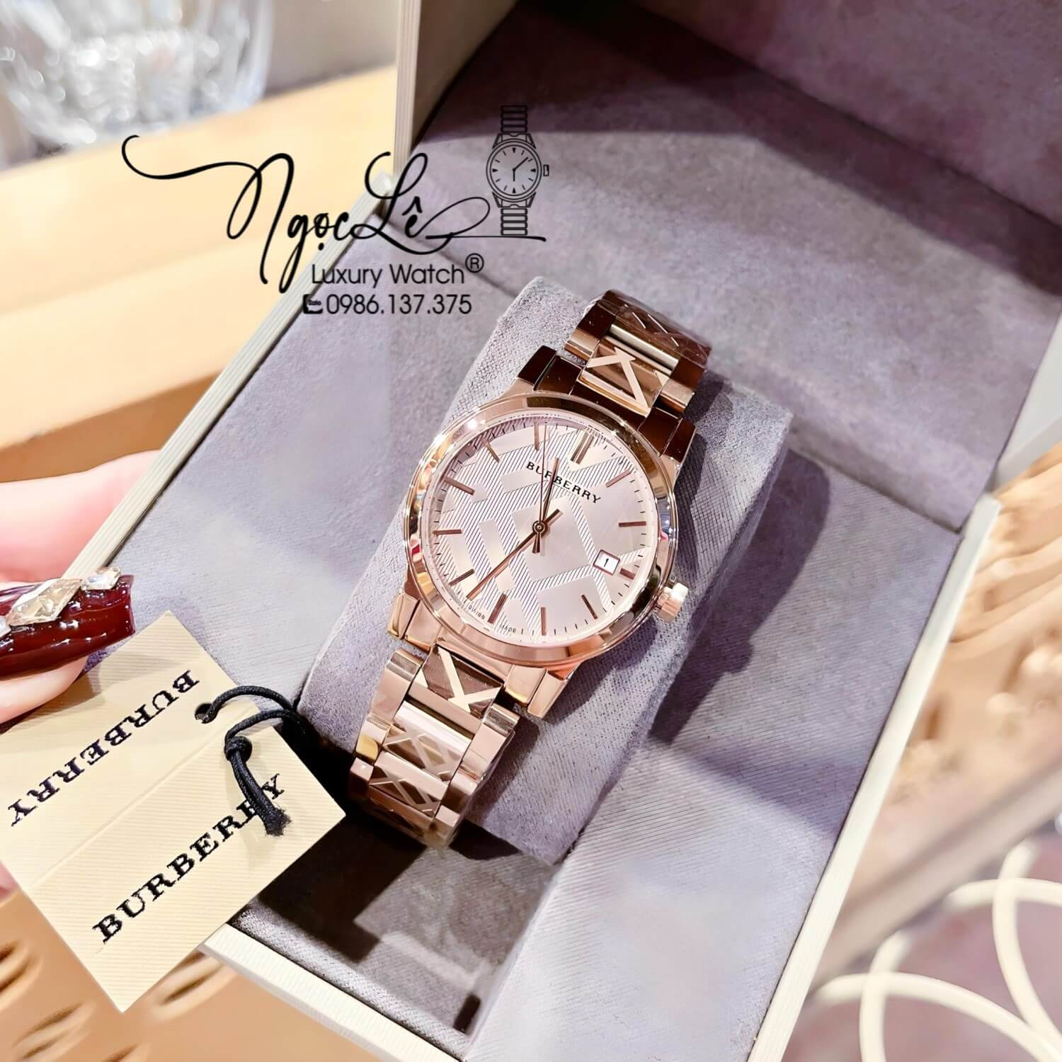 Đồng Hồ Nữ Burberry BU9146 The City Dây Kim Loại Rose Gold Size 34mm