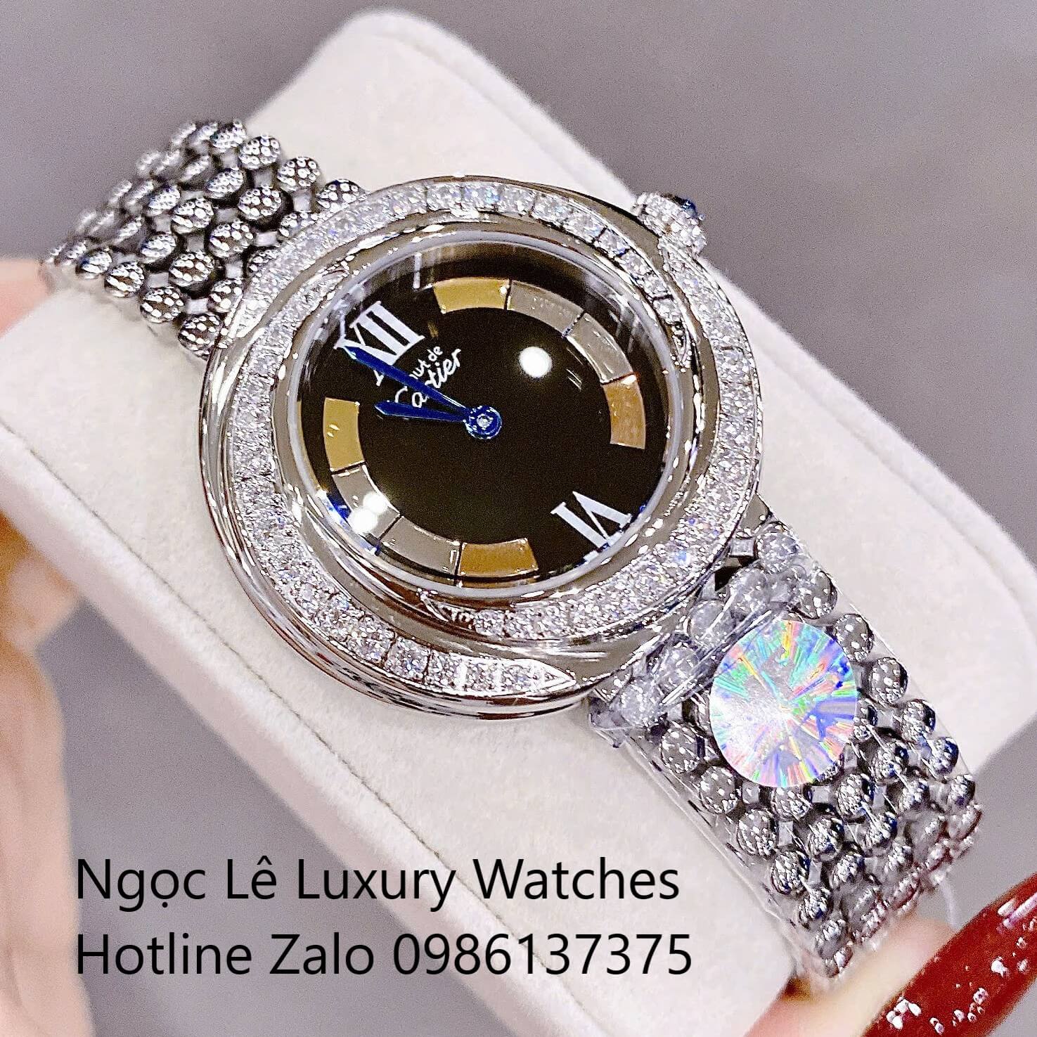 Đồng Hồ Nữ Cartier Trinity Vintage Dây Kim Loại Silver Mặt Đen Kim Xanh Đính Đá Siêu Cấp Size 35mm