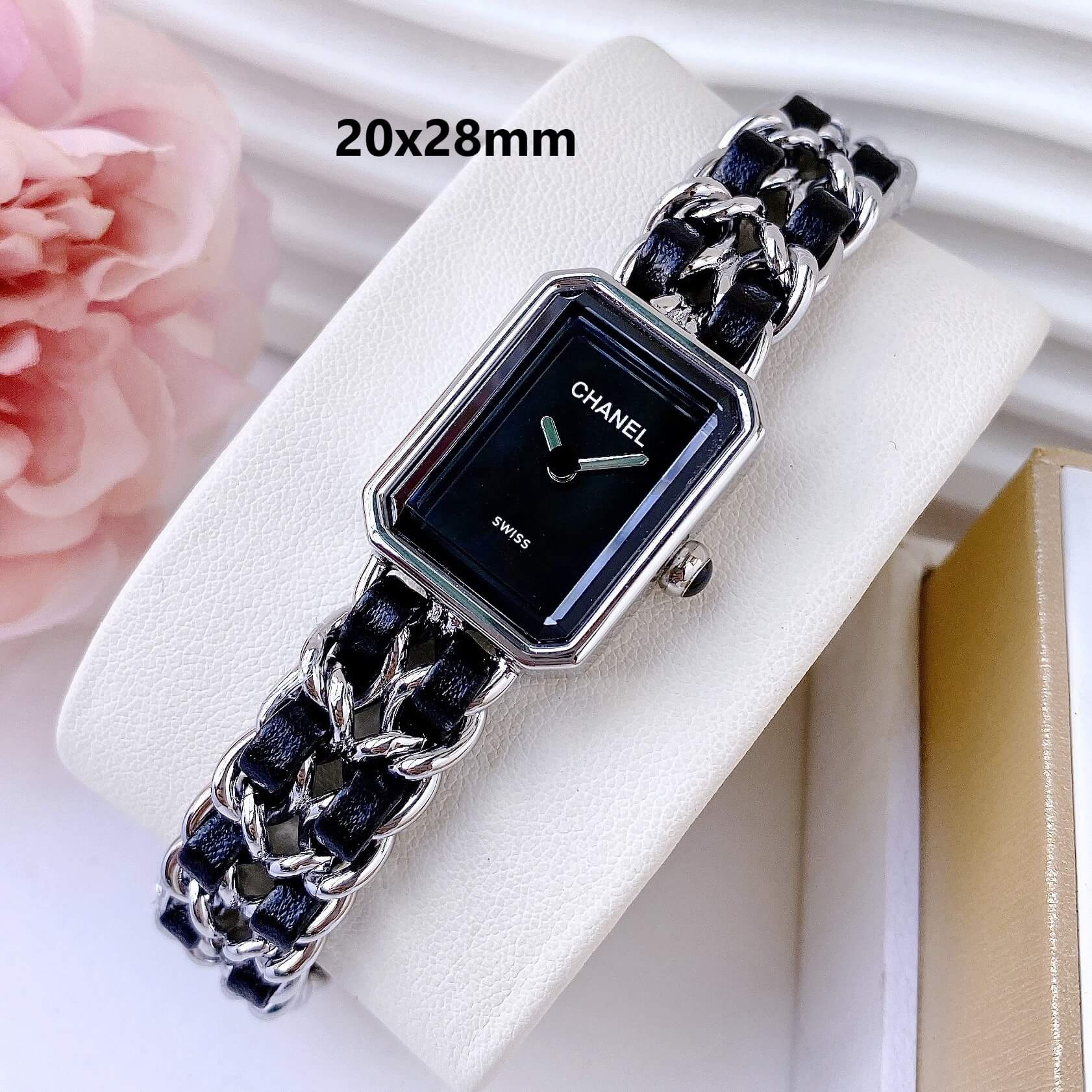 Đồng Hồ Nữ Chanel Première Dây Xích Kim Loại Silver Mix Da Đen Size 20x28mm