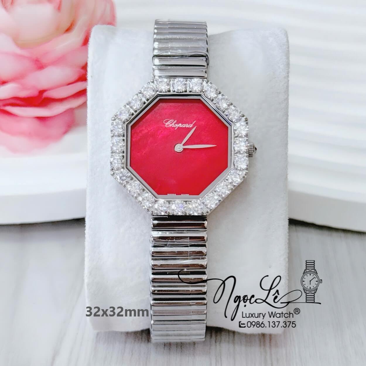 Đồng Hồ Nữ Chopard L'Heure Du Diamant Octoagonal Dây Kim Loại Bạc Mặt Đỏ 32x32mm