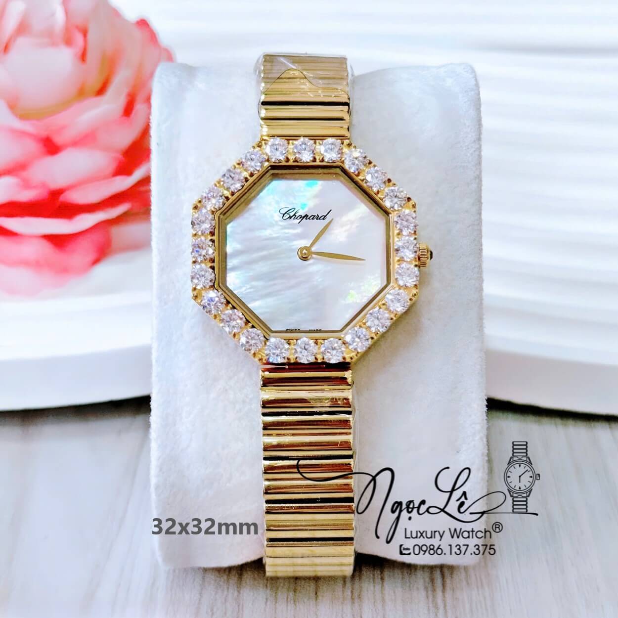 Đồng Hồ Nữ Chopard L'Heure Du Diamant Octoagonal Dây Kim Loại Màu Vàng Gold Mặt Xà Cừ Trắng 32x32mm