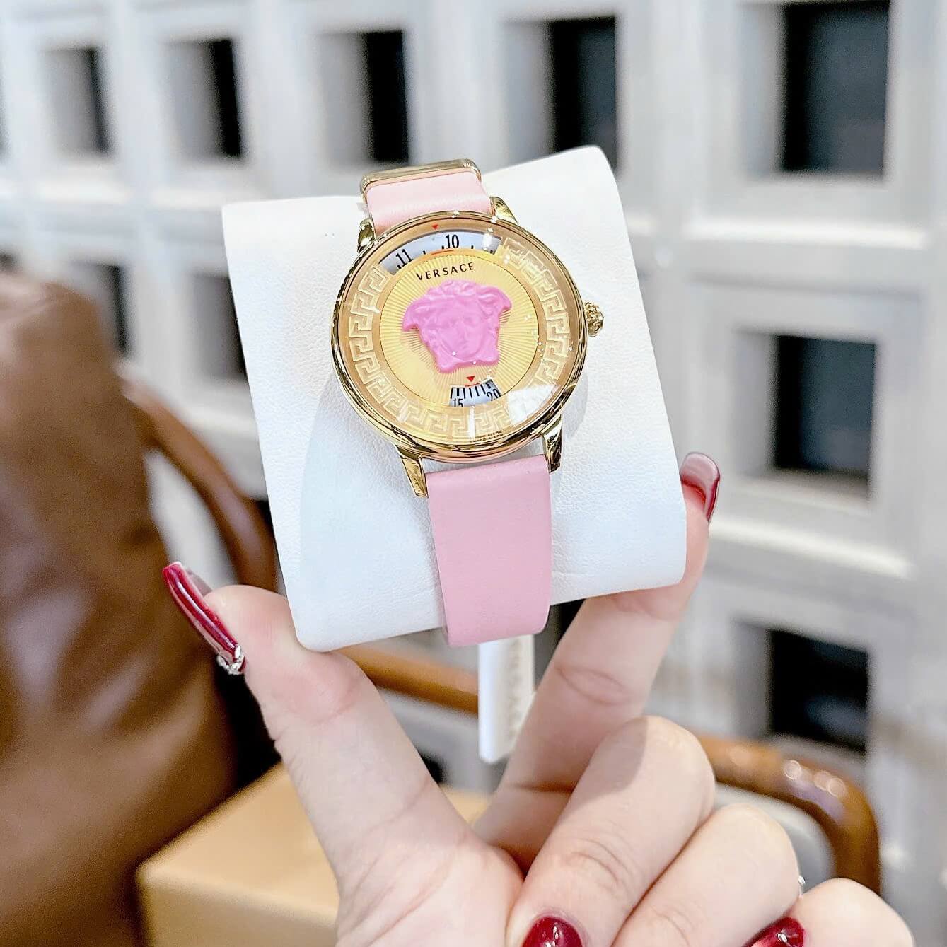 Đồng Hồ Nữ Versace Medusa Icon Dây Da Hồng Size 38mm – Máy Pin Japan | New Season 2026
