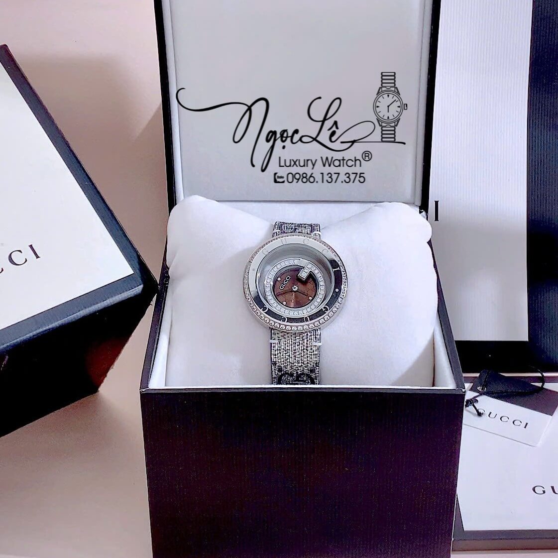 Đồng Hồ Nữ Gucci Dây Da Họa Tiết Logo GC Cao Cấp Size 38mm Quartz Đính Đá Mặt Nâu