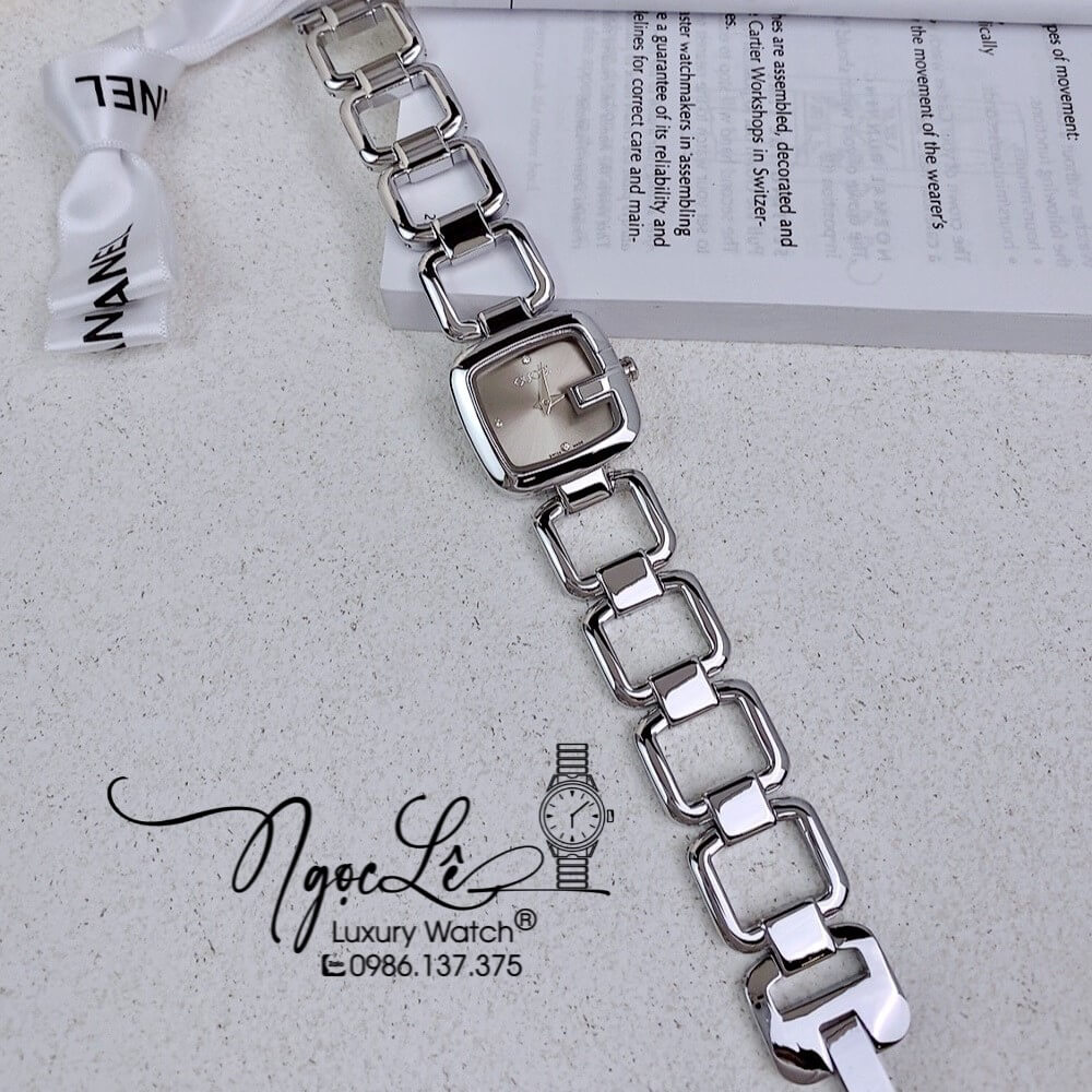 Đồng Hồ Nữ Gucci G-Gucci Dây Kim Loại Dáng Lắc Tay Silver Mặt Xám Size 32mm