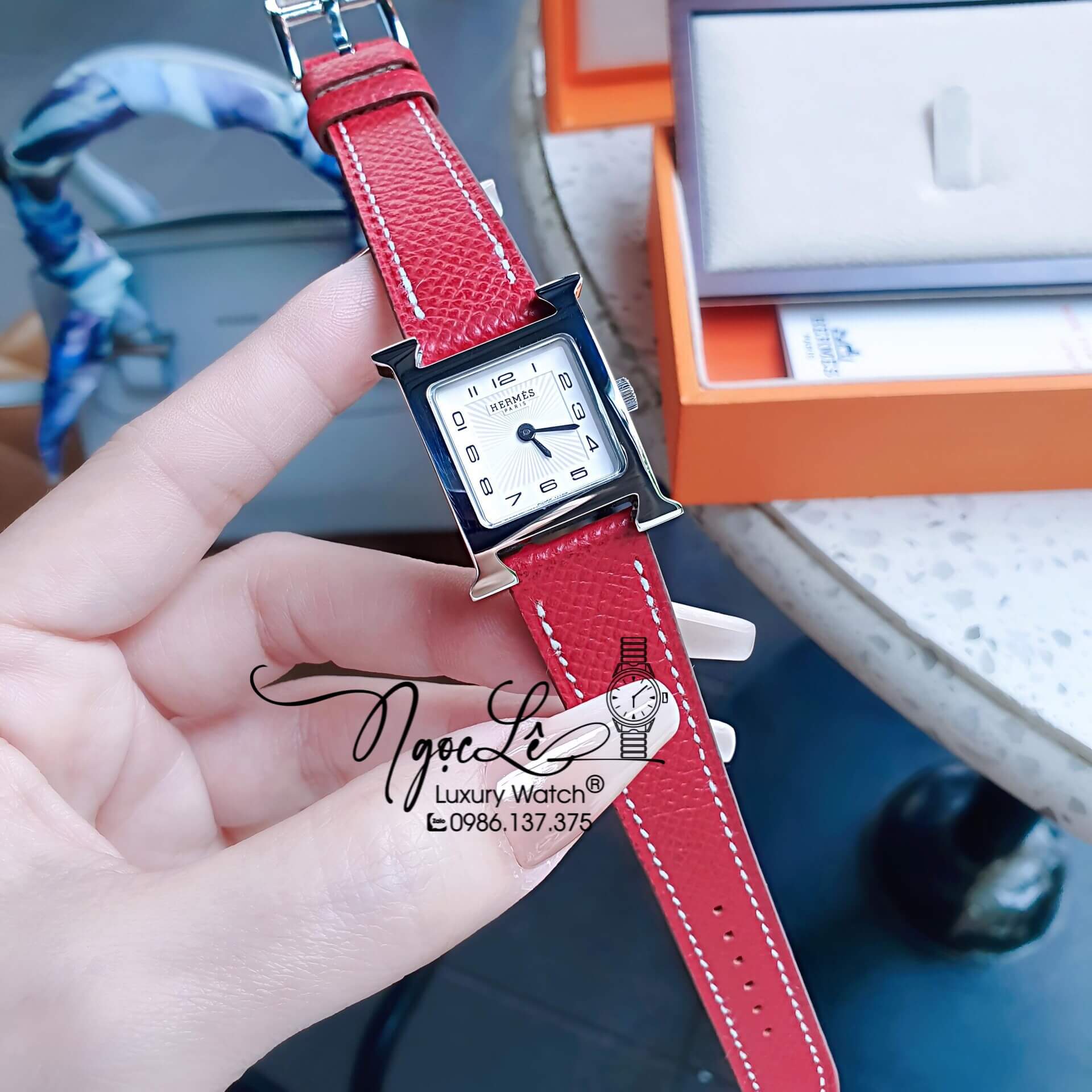 Đồng Hồ Nữ Hermes H Hour Dây Da Màu Đỏ Vỏ Bạc Silver Size 21x21mm