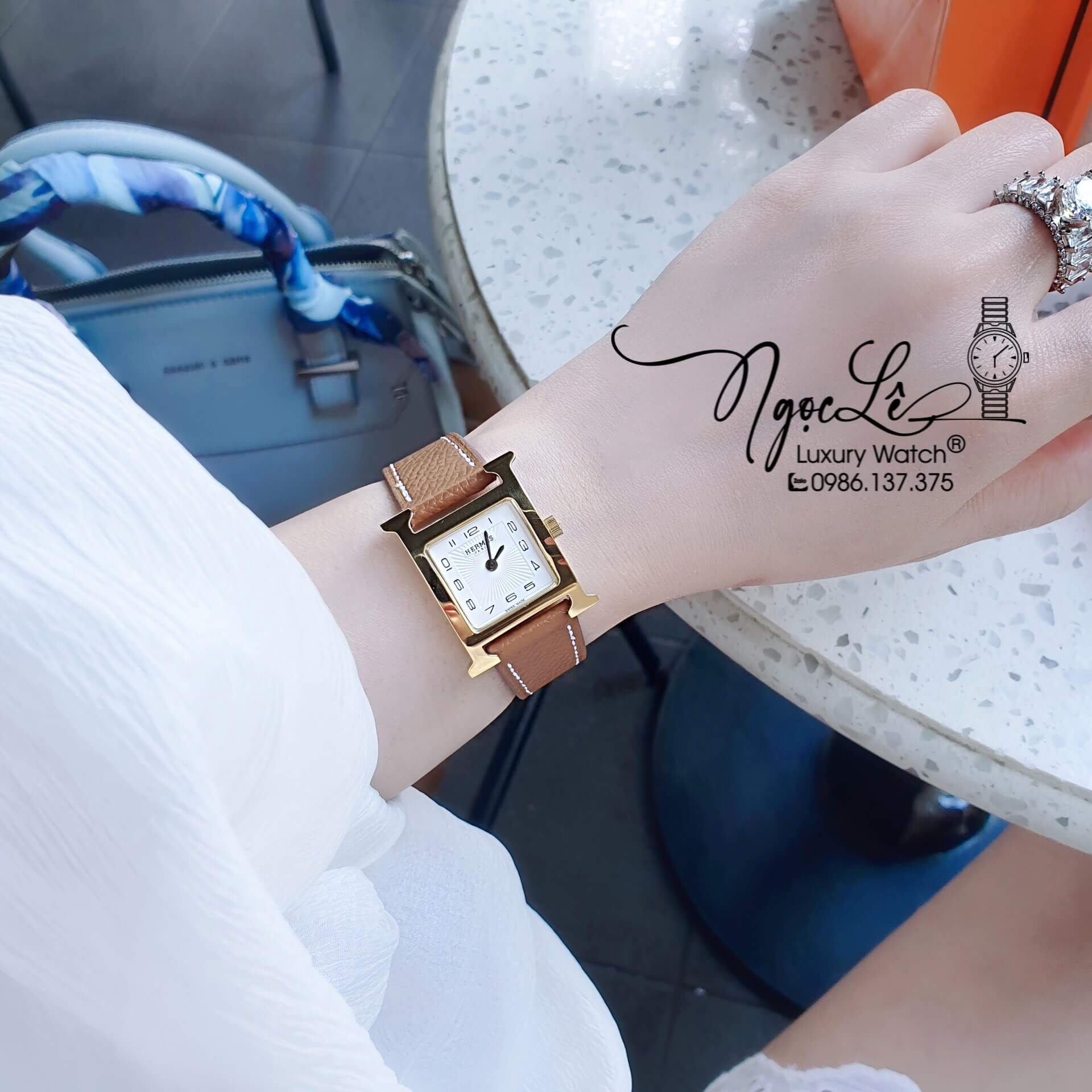 Đồng Hồ Nữ Hermes H Hour Dây Da Màu Nâu Bò Vỏ Vàng Gold Size 21x21mm