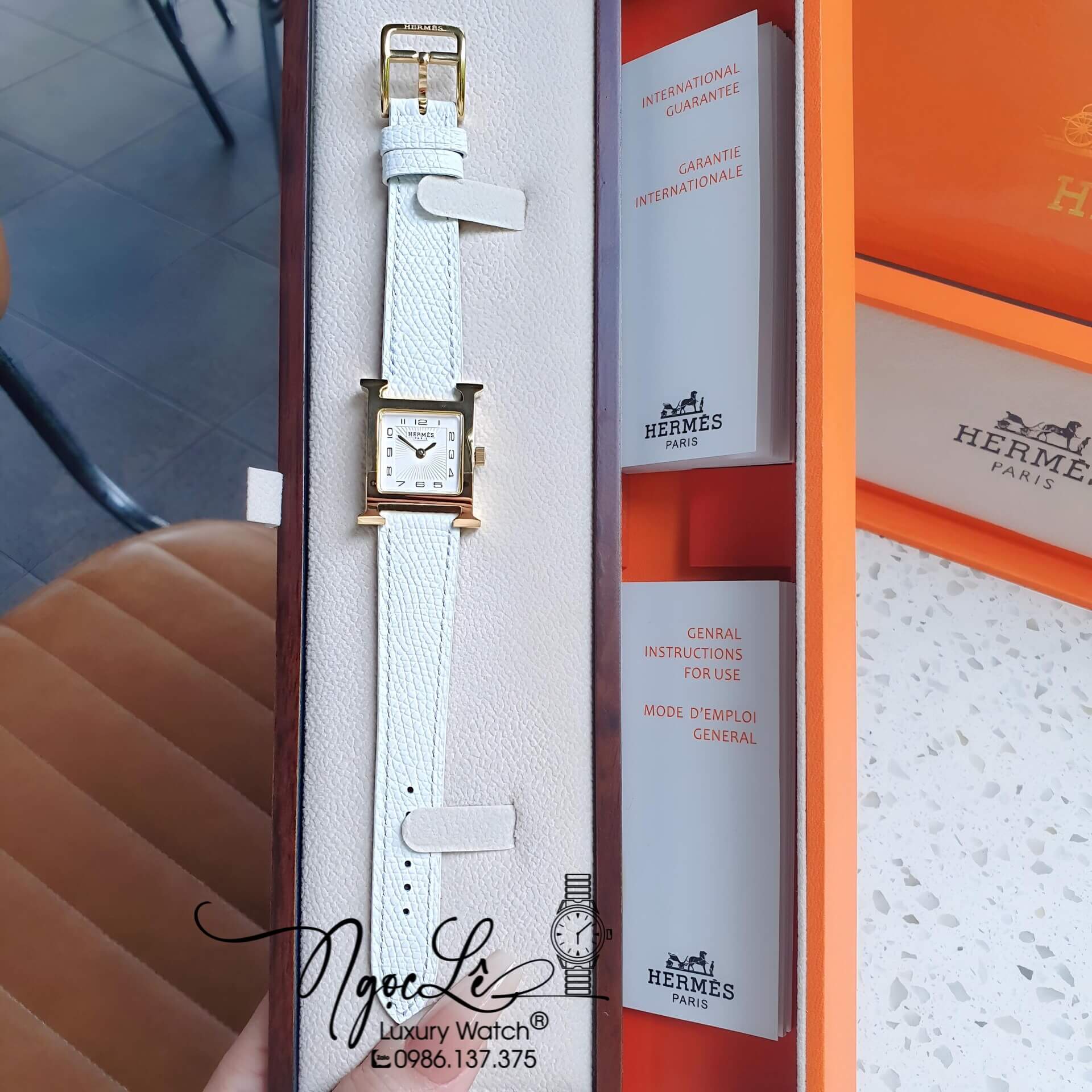 Đồng Hồ Nữ Hermes H Hour Dây Da Màu Trắng Vỏ Vàng Gold Size 21x21mm