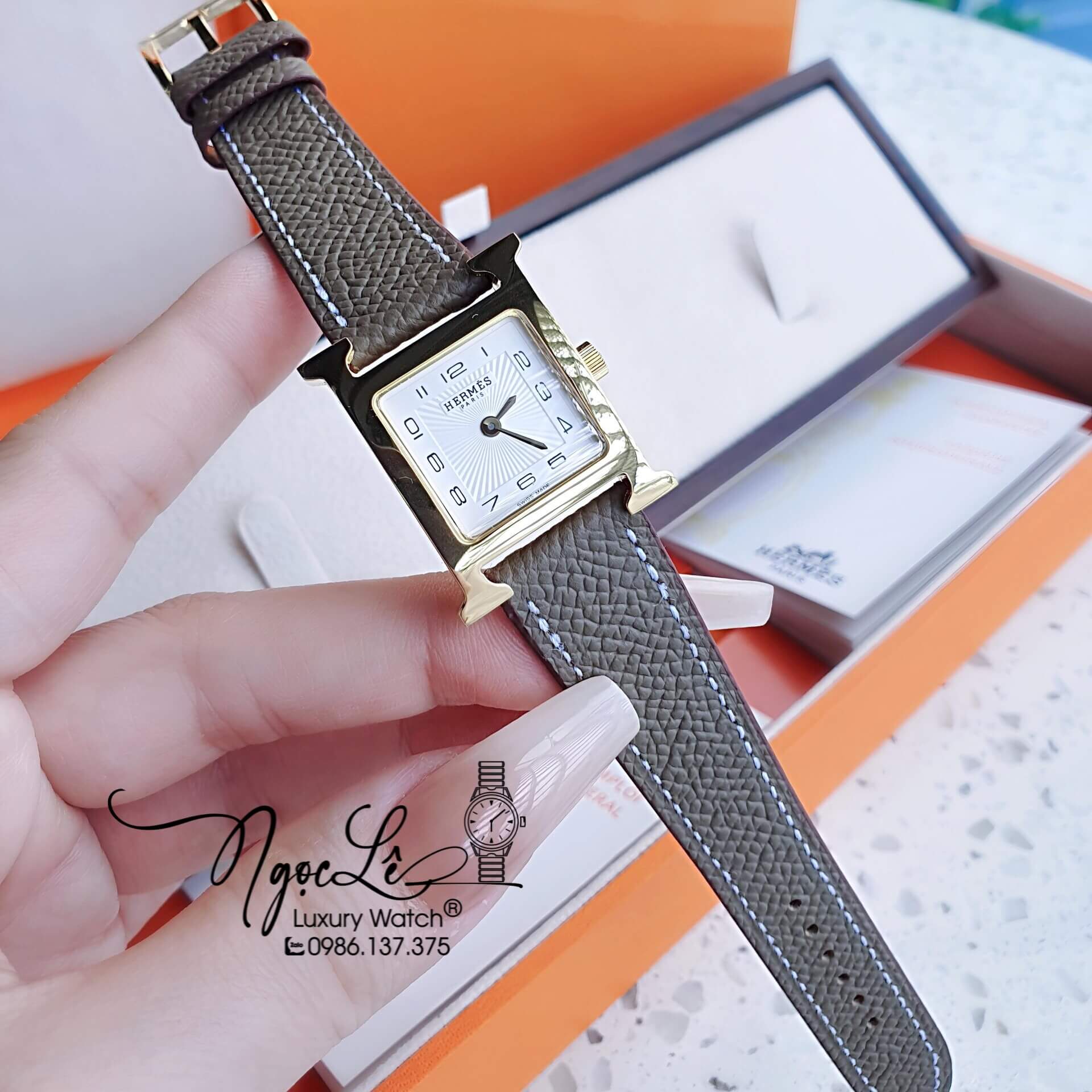 Đồng Hồ Nữ Hermes H Hour Dây Da Màu Xám Vỏ Vàng Gold Size 21x21mm