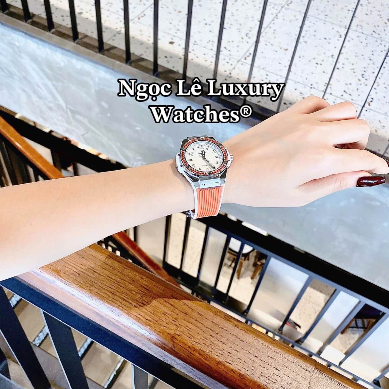 Đồng Hồ Nữ Hublot Big Bang Dây Cao Su Cam Đính Đá Màu Cam Size 39mm Vỏ Silver