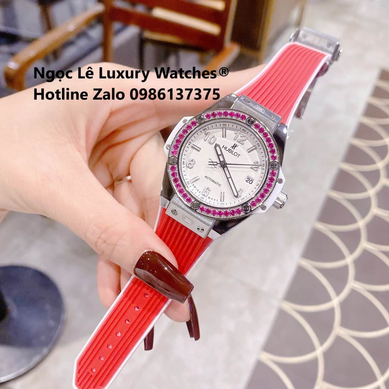 Đồng Hồ Nữ Hublot Big Bang Dây Cao Su Đỏ Viền Đá Hồng Size 39mm Vỏ Silver