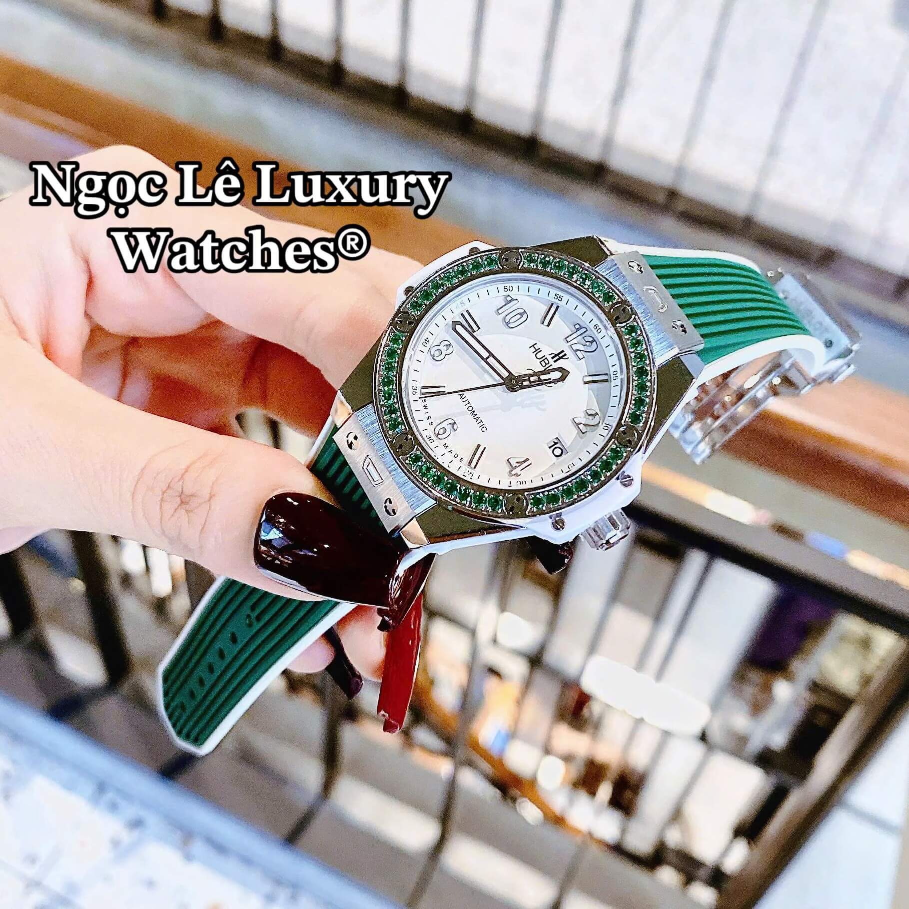 Đồng Hồ Nữ Hublot Big Bang Dây Cao Su Xanh Lá Đậm Đính Đá Cùng Tone Size 39mm Vỏ Silver
