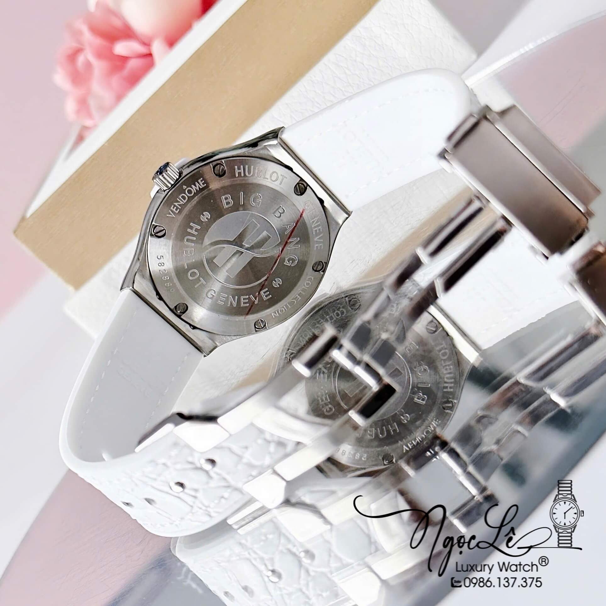 Đồng Hồ Nữ Hublot Classic Fusion Cao Su Bọc Da Trắng Đính Đá Silver Size 34mm - Máy Quartz