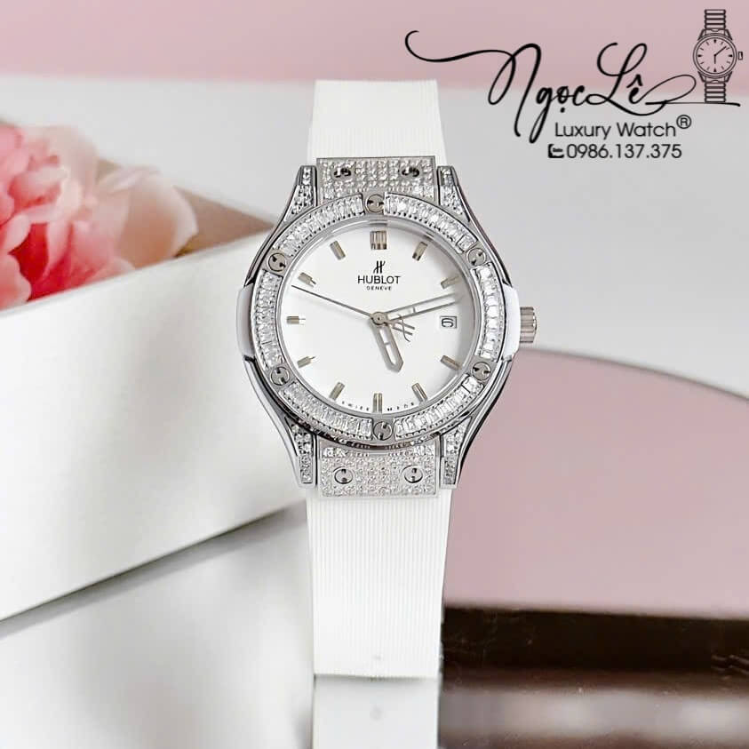 Đồng Hồ Nữ Hublot Classic Fusion Cao Su Trắng Đính Đá Silver Size 34mm - Máy Quartz