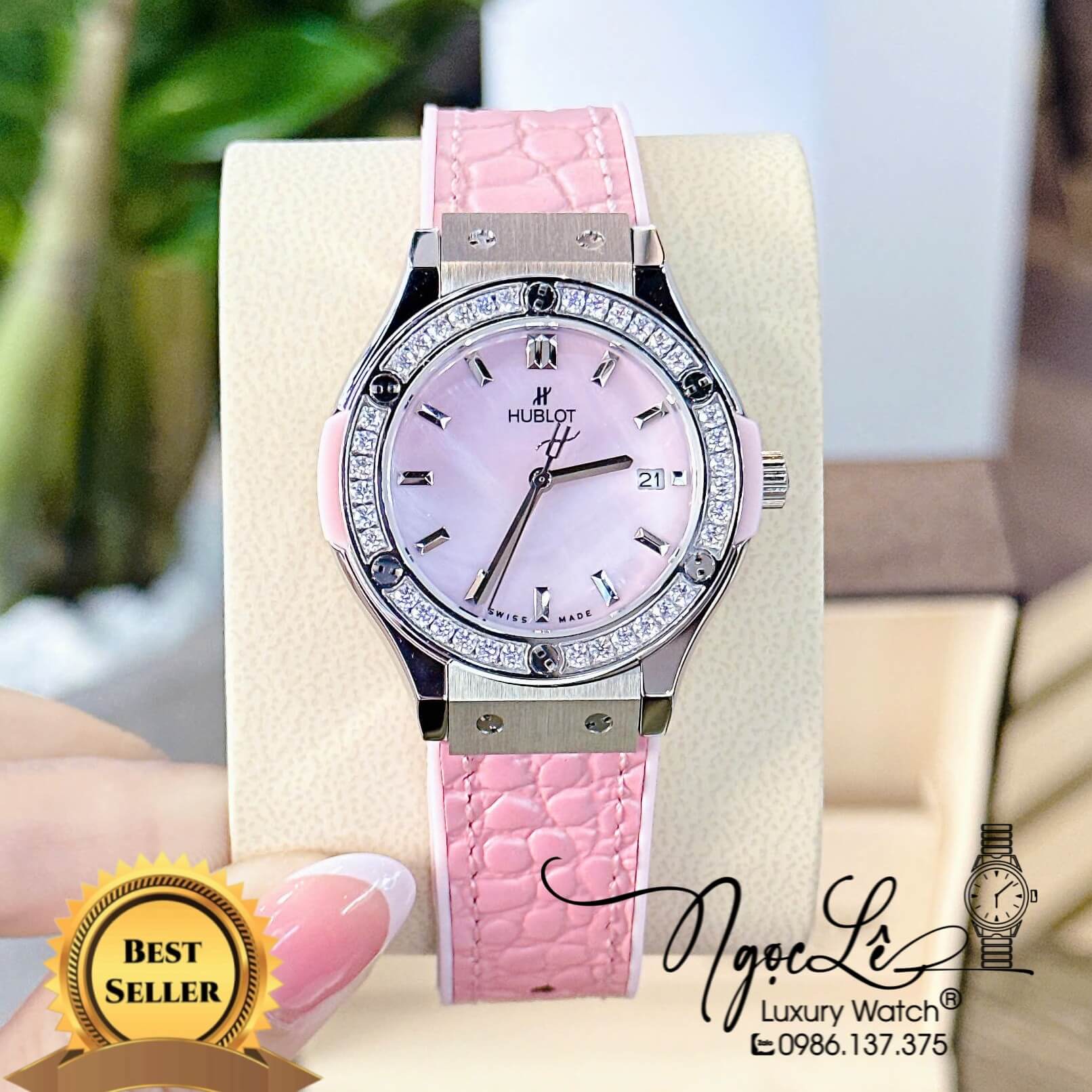 Đồng Hồ Nữ Hublot Classic Fusion Dây Cao Su Bọc Da Hồng Đính Đá Silver Size 34mm - Máy Quartz