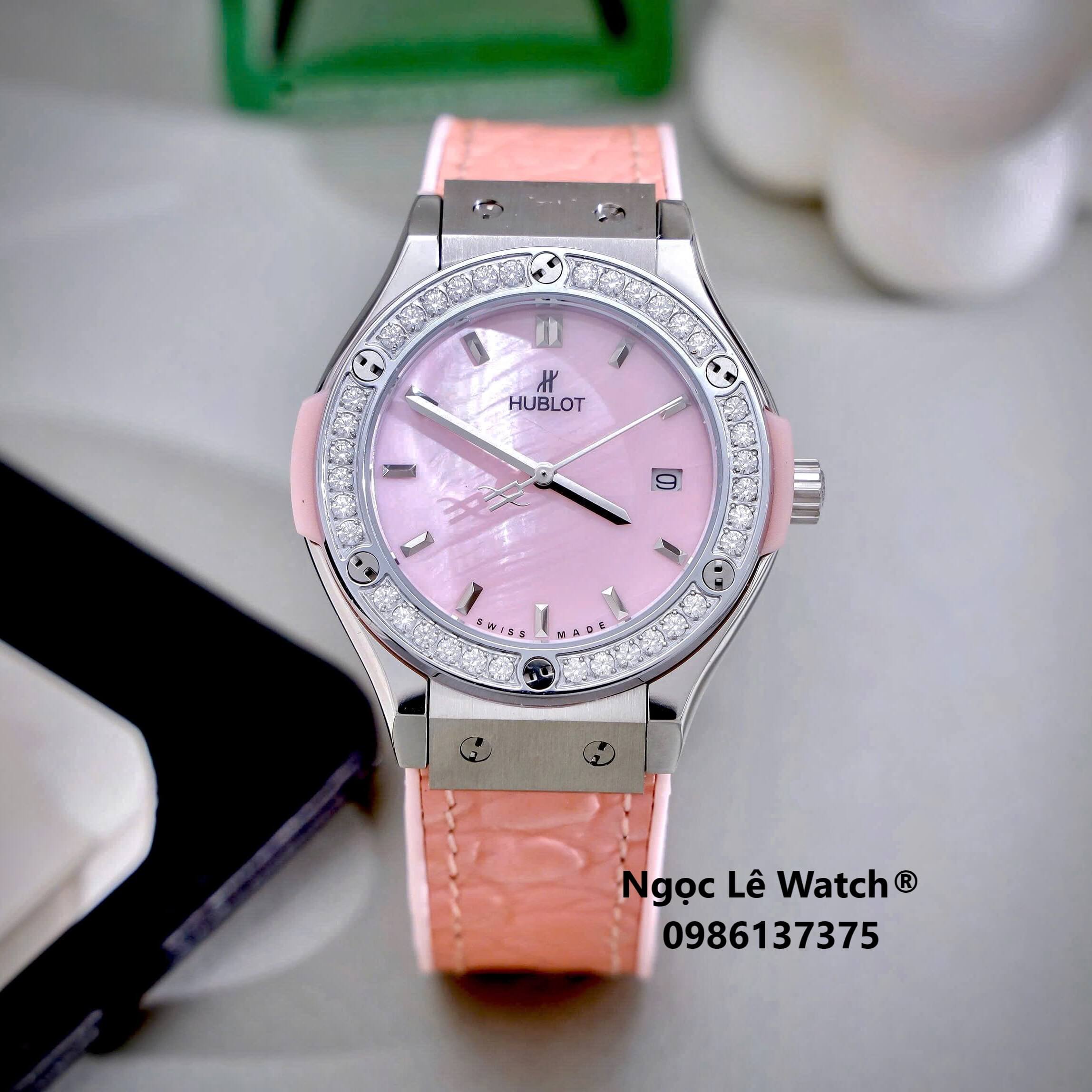 Đồng Hồ Nữ Hublot Classic Fusion Màu Hồng Đính Đá Silver Size 34mm - Máy Quartz