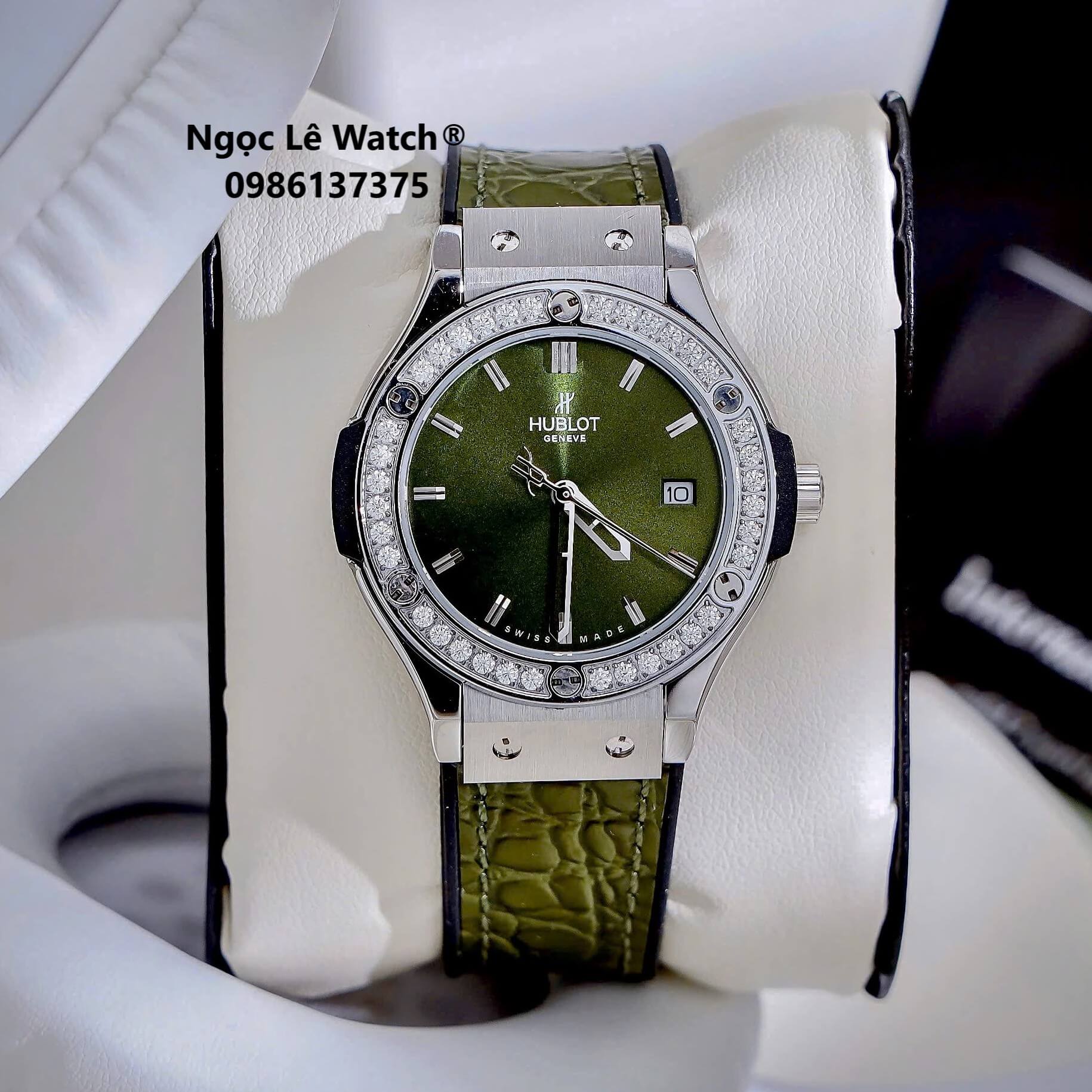 Đồng Hồ Nữ Hublot Classic Fusion Dây Cao Su Bọc Da Màu Xanh Rêu Đính Đá Silver Size 34mm - Máy Quartz
