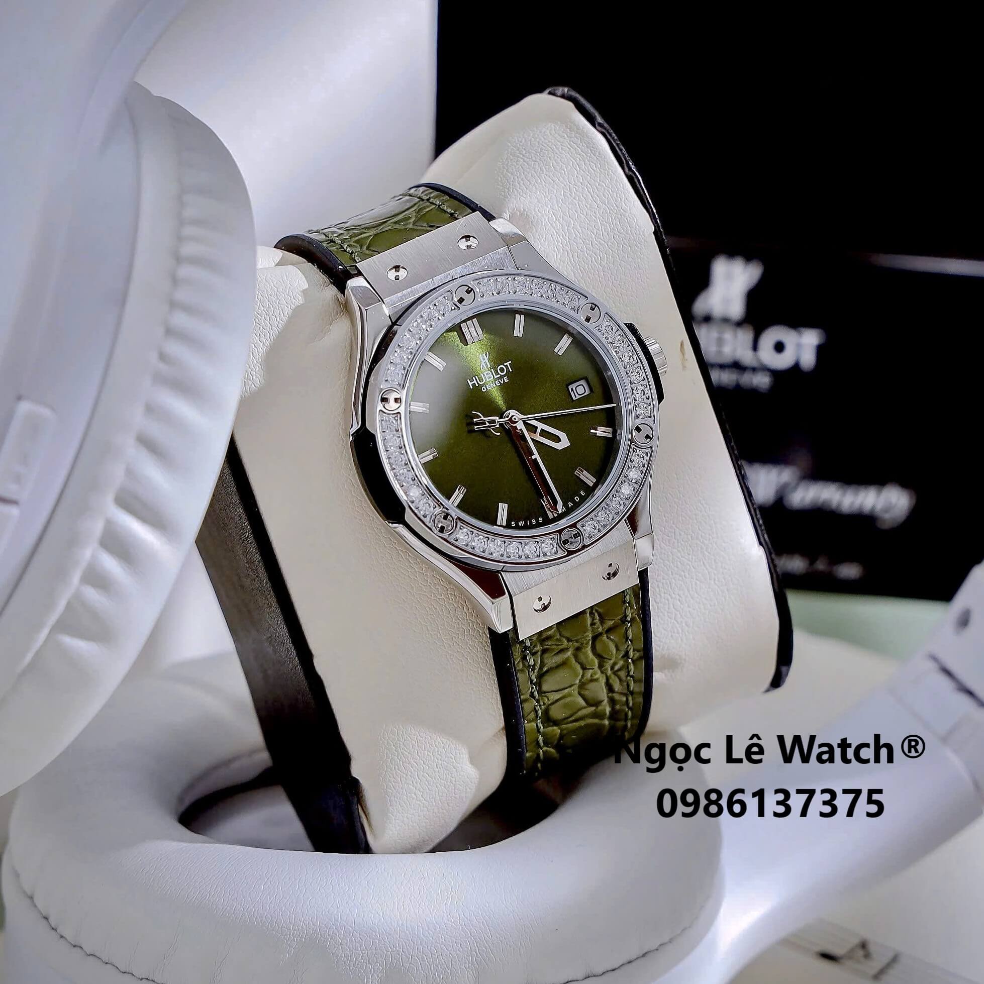 Đồng Hồ Nữ Hublot Classic Fusion Dây Cao Su Bọc Da Màu Xanh Rêu Đính Đá Silver Size 34mm - Máy Quartz