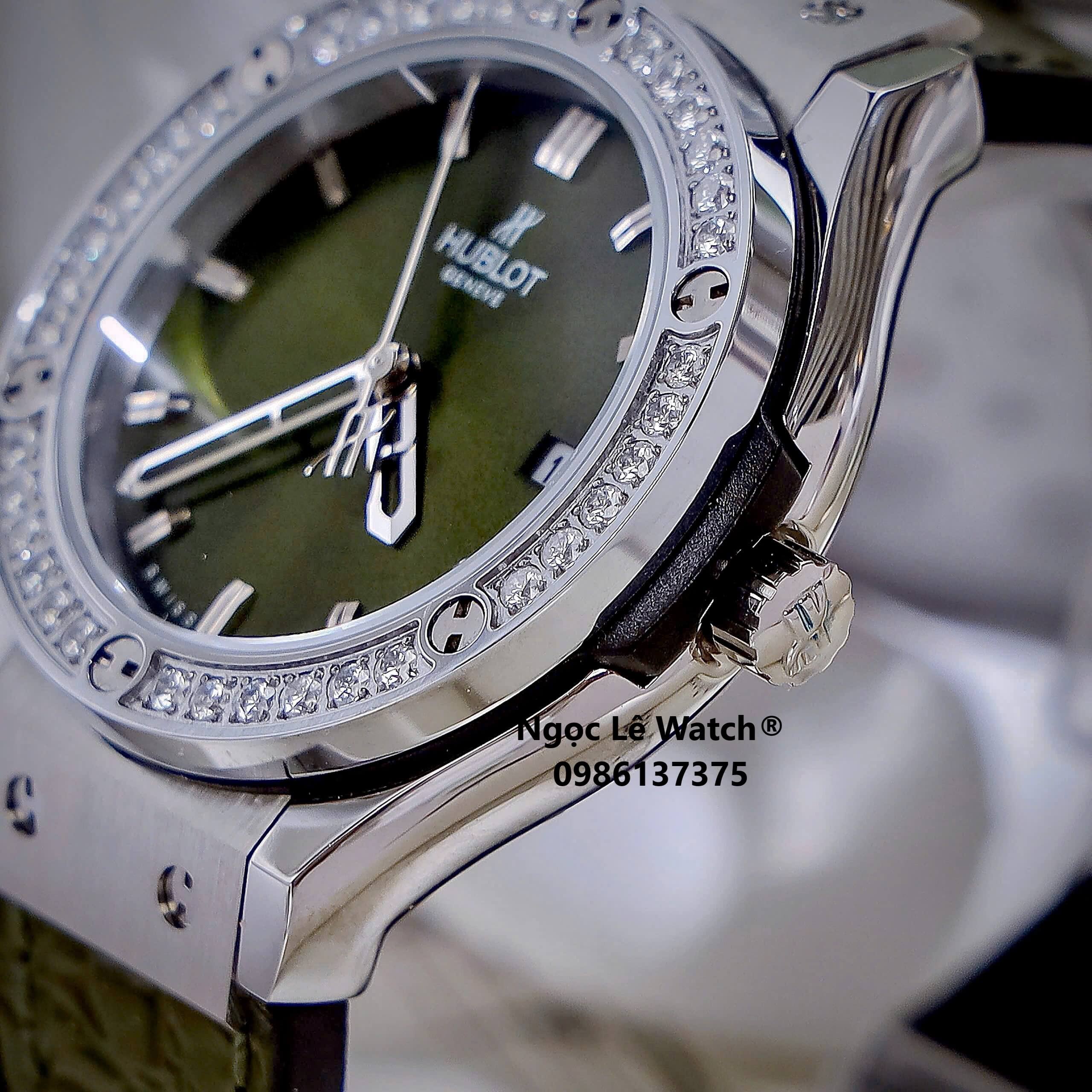 Đồng Hồ Nữ Hublot Classic Fusion Dây Cao Su Bọc Da Màu Xanh Rêu Đính Đá Silver Size 34mm - Máy Quartz
