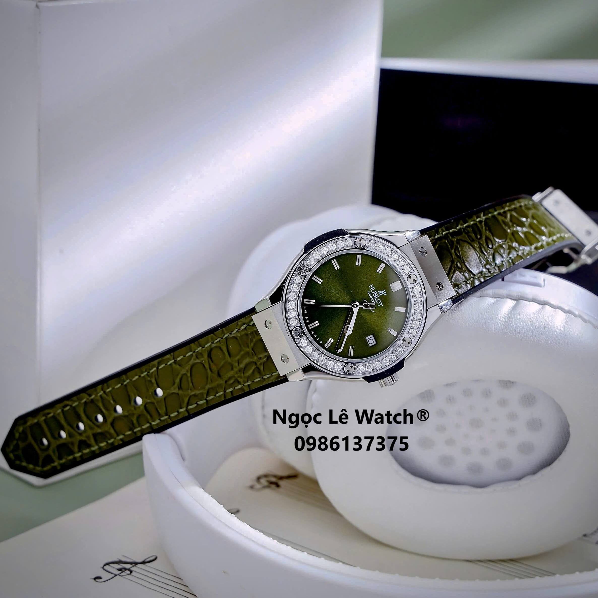 Đồng Hồ Nữ Hublot Classic Fusion Dây Cao Su Bọc Da Màu Xanh Rêu Đính Đá Silver Size 34mm - Máy Quartz