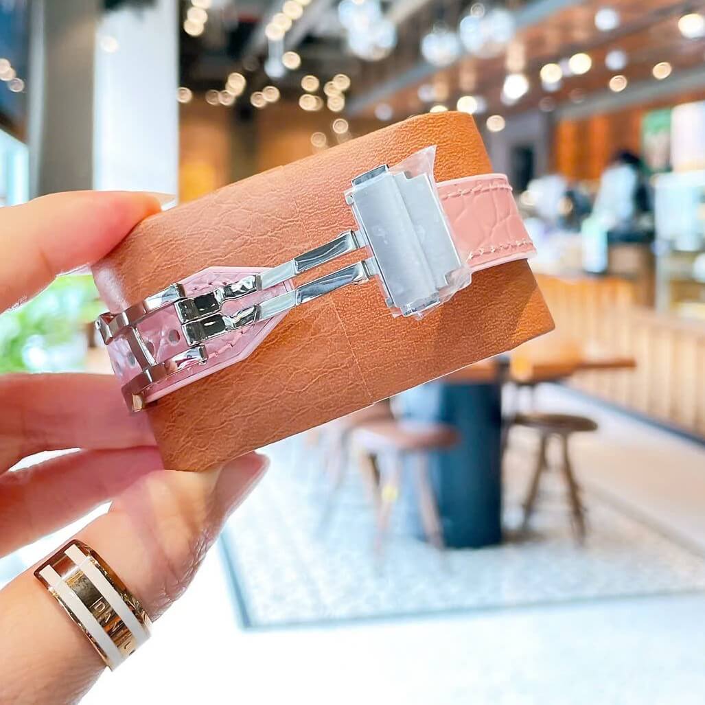 Đồng Hồ Nữ Hublot Classic Fusion Dây Cao Su Hồng Pastel Viền Trơn Size 30mm Máy Pin Miyota Nhật - Vỏ Silver