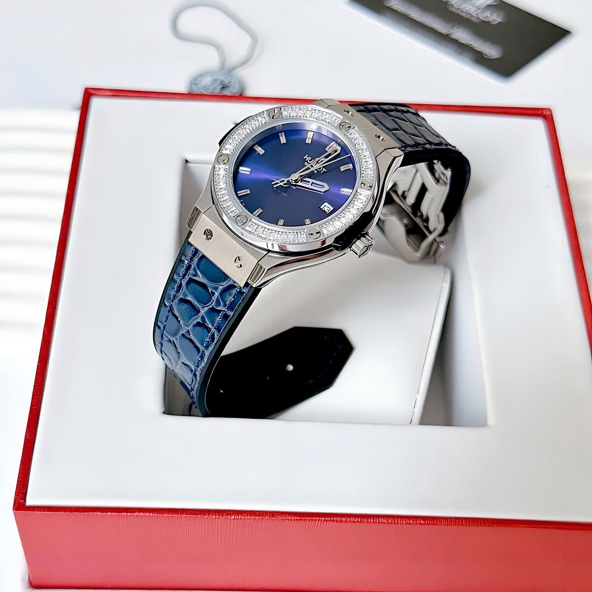 Đồng Hồ Nữ Hublot Classic Fusion Dây Cao Su Bọc Da Vân Xanh Dương Vỏ Silver 34mm