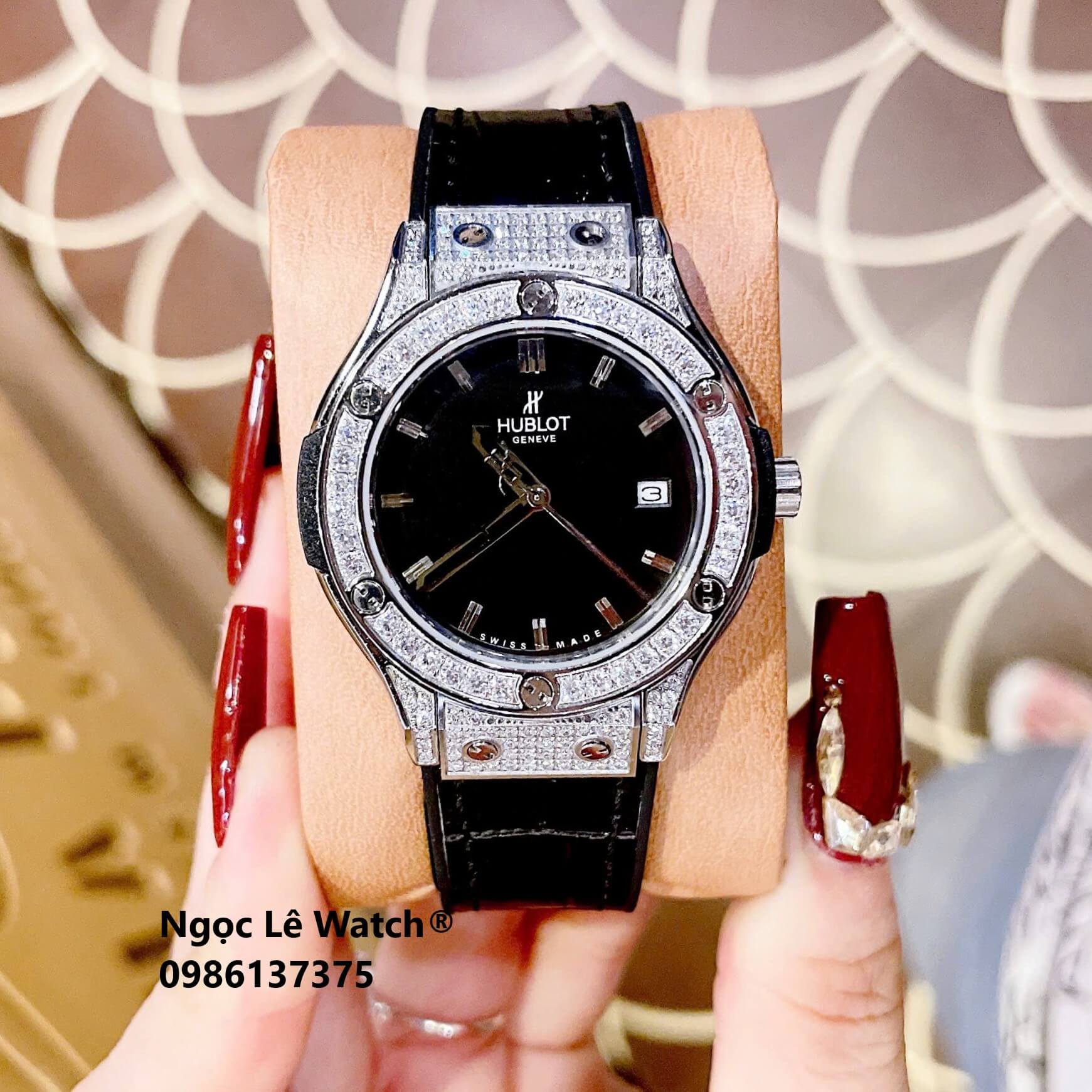 Đồng Hồ Nữ Hublot Classic Fusion Màu Đen Đính Đá Silver Size 34mm - Máy Quartz