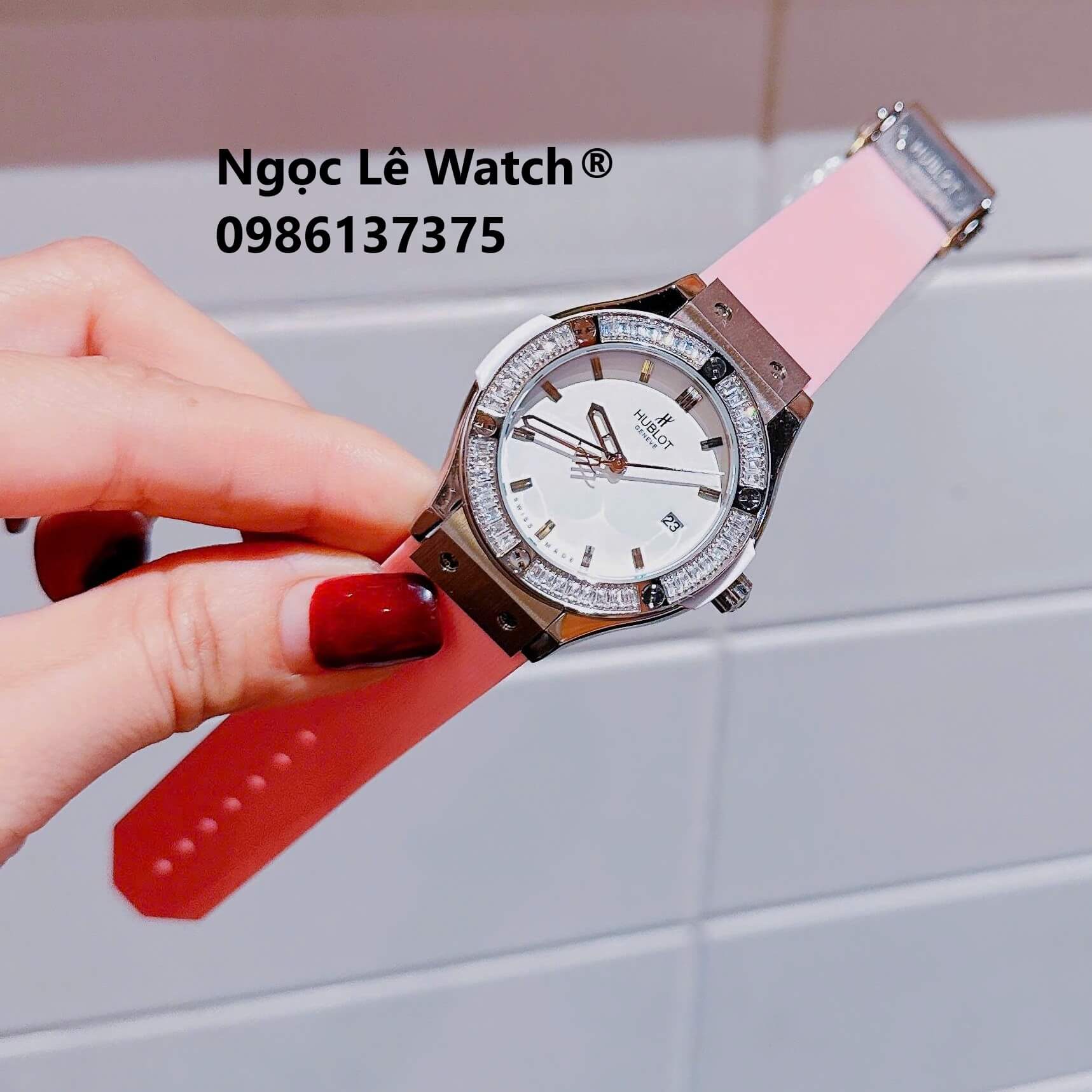 Đồng Hồ Nữ Hublot Classic Fusion Màu Hồng Phấn Đính Đá Silver Size 34mm - Máy Quartz
