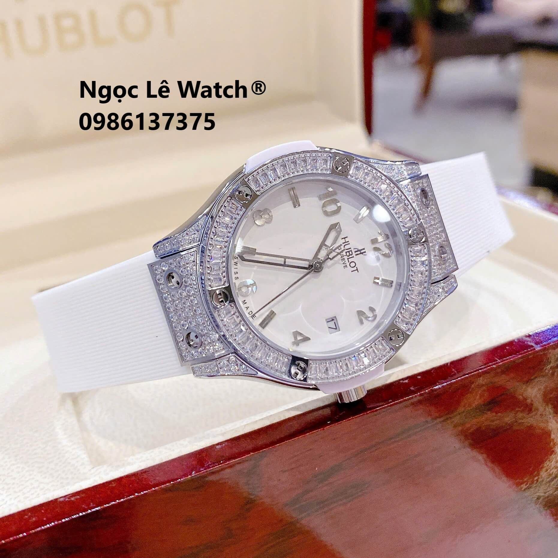 Đồng Hồ Nữ Hublot Classic Fusion Màu Trắng Đính Đá Silver Size 34mm - Máy Quartz