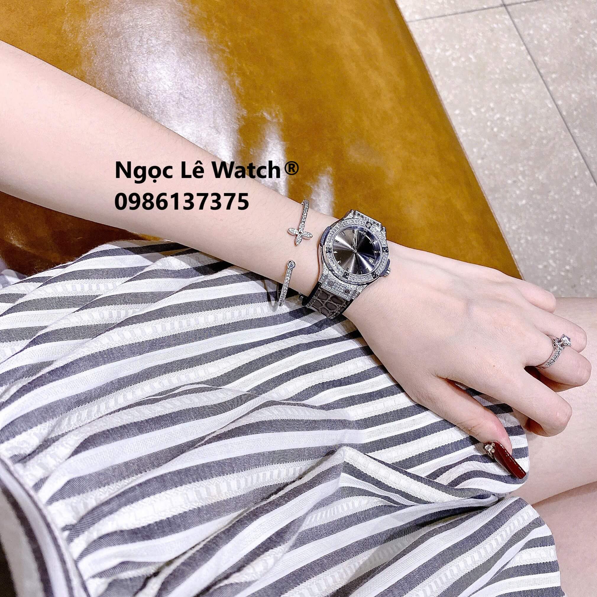 Đồng Hồ Nữ Hublot Classic Fusion Màu Xám Đen Đính Đá Silver Size 34mm - Máy Quartz