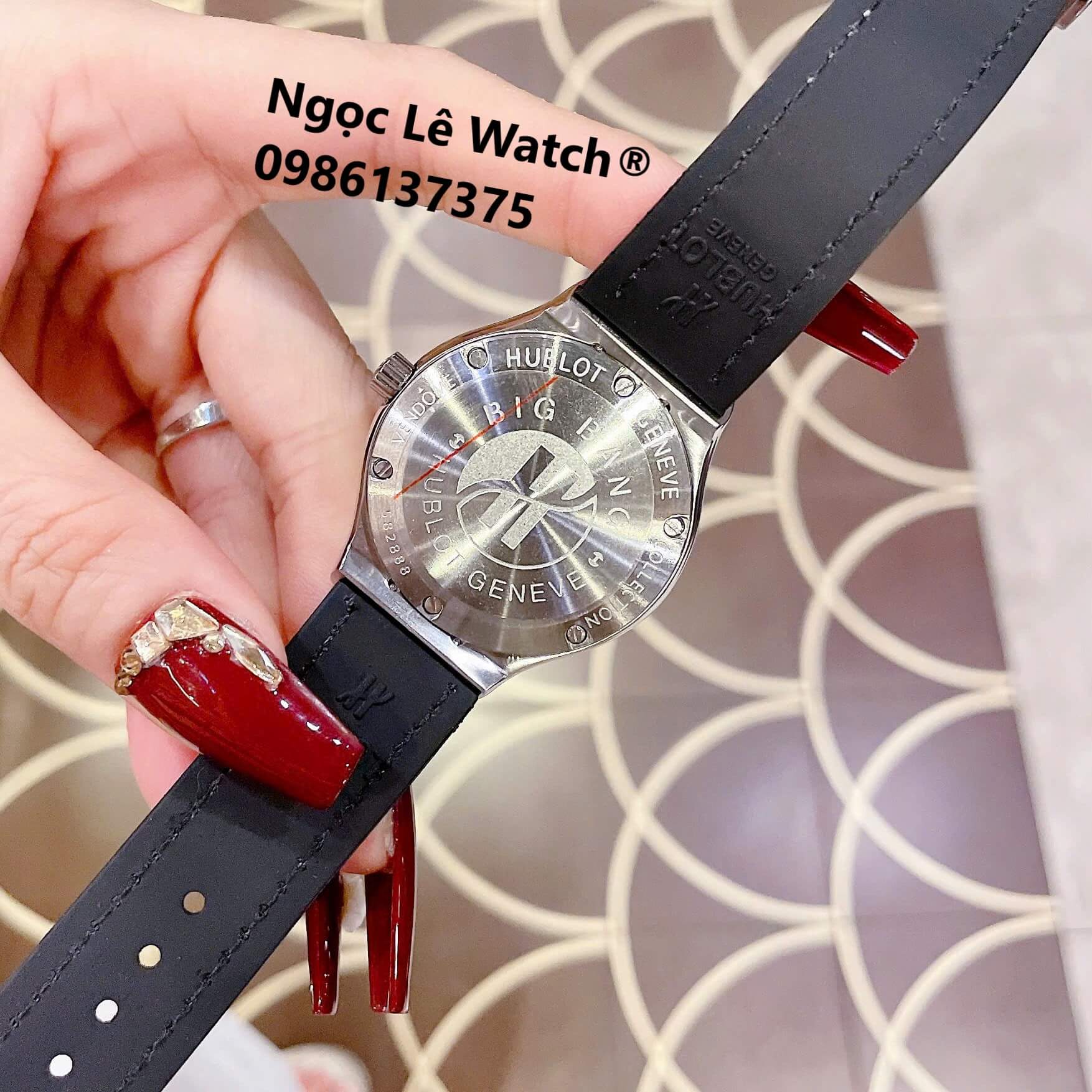 Đồng Hồ Nữ Hublot Classic Fusion Màu Xám Tro Mặt Xám Đen Đính Đá Vỏ Silver Size 34mm - Máy Quartz