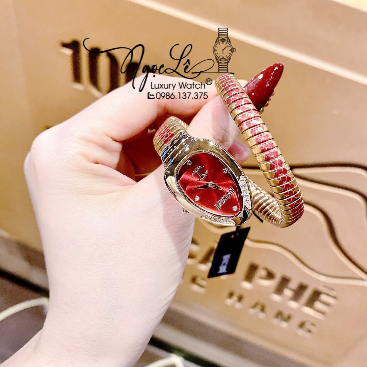 Đồng Hồ Nữ Just Cavalli Rắn Quấn Vòng Dây Kim Loại Màu Vàng Mix Đỏ Size 23mm