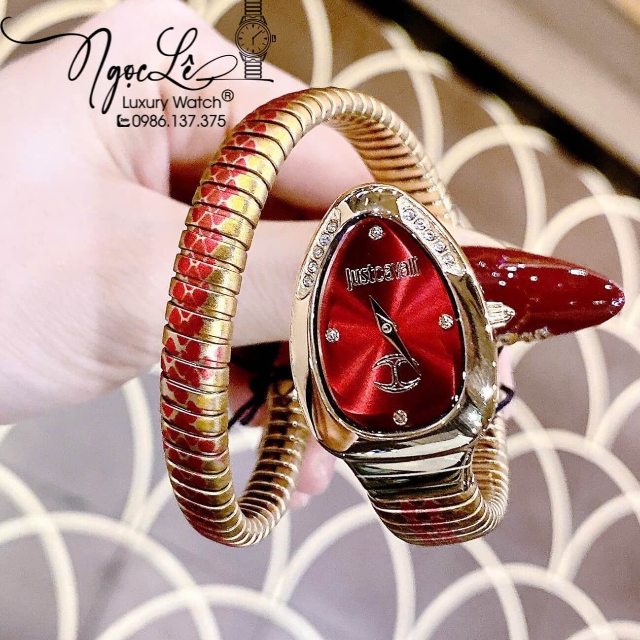 Đồng Hồ Nữ Just Cavalli Rắn Quấn Vòng Dây Kim Loại Màu Vàng Mix Đỏ Size 23mm