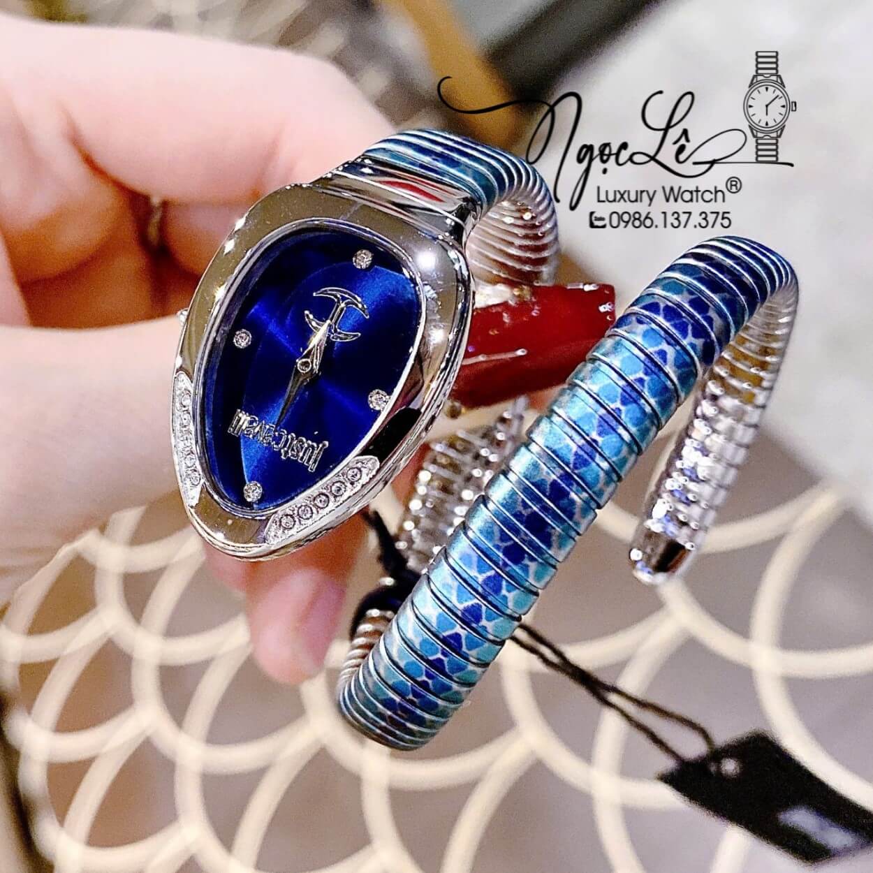 Đồng Hồ Nữ Just Cavalli Rắn Quấn Vòng Dây Kim Loại Màu Xanh Coban Size 23mm