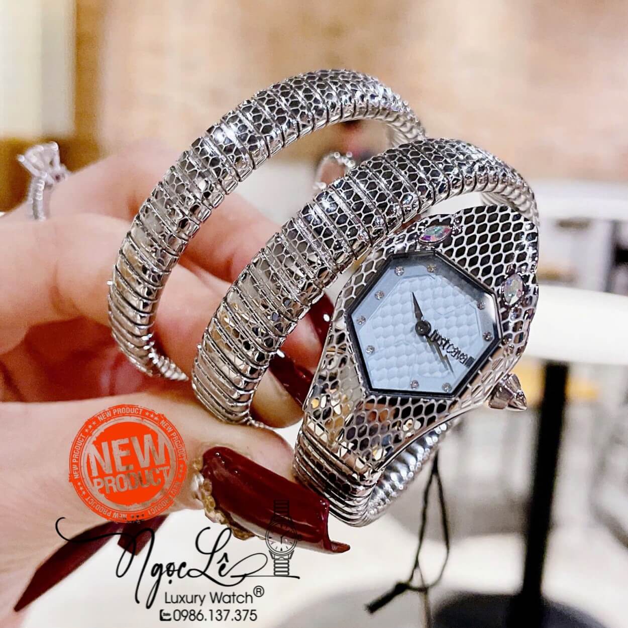 Đồng Hồ Nữ Just Cavalli Rắn Quấn Vòng Dây Kim Loại Silver Size 23mm